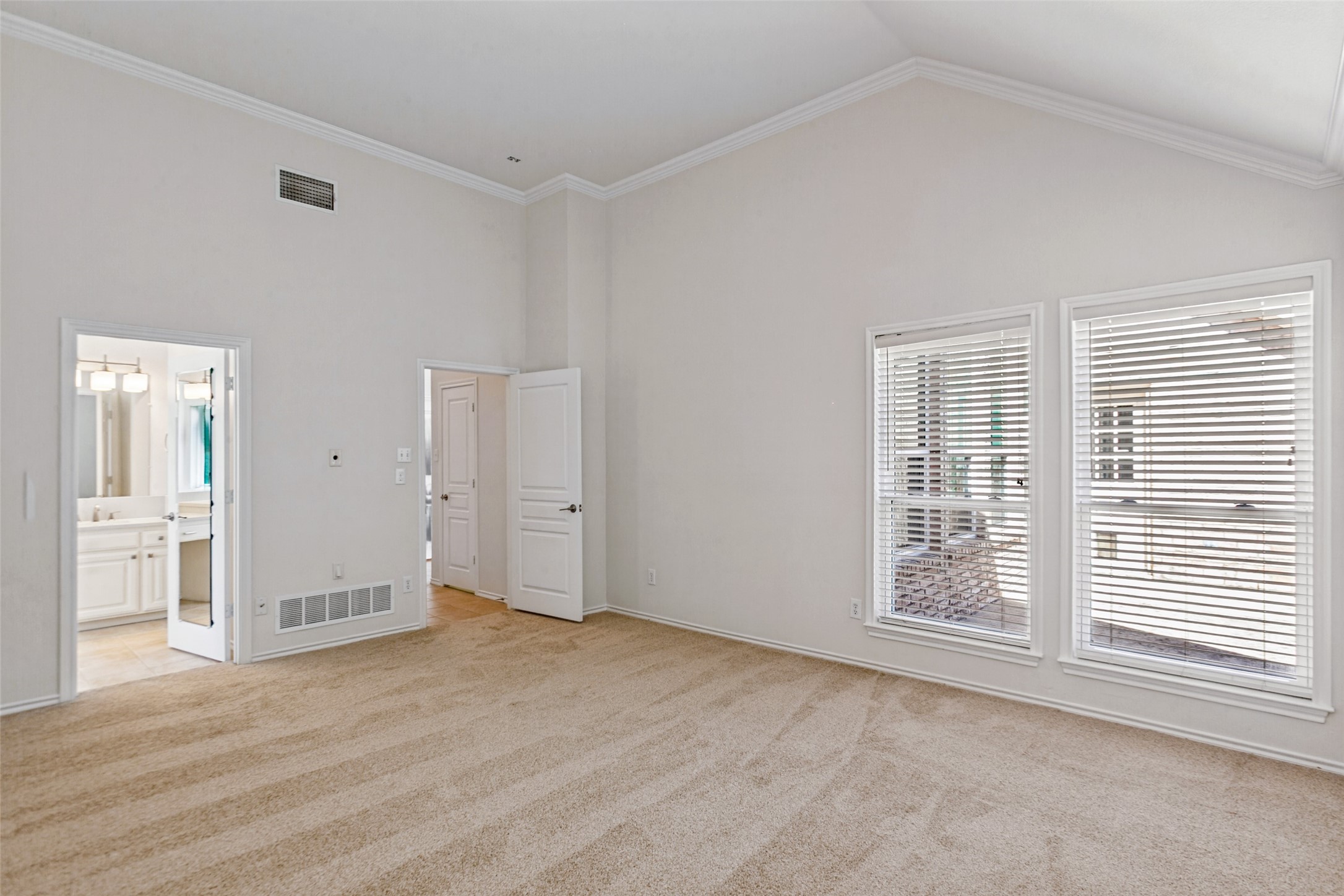 616 Sunningdale