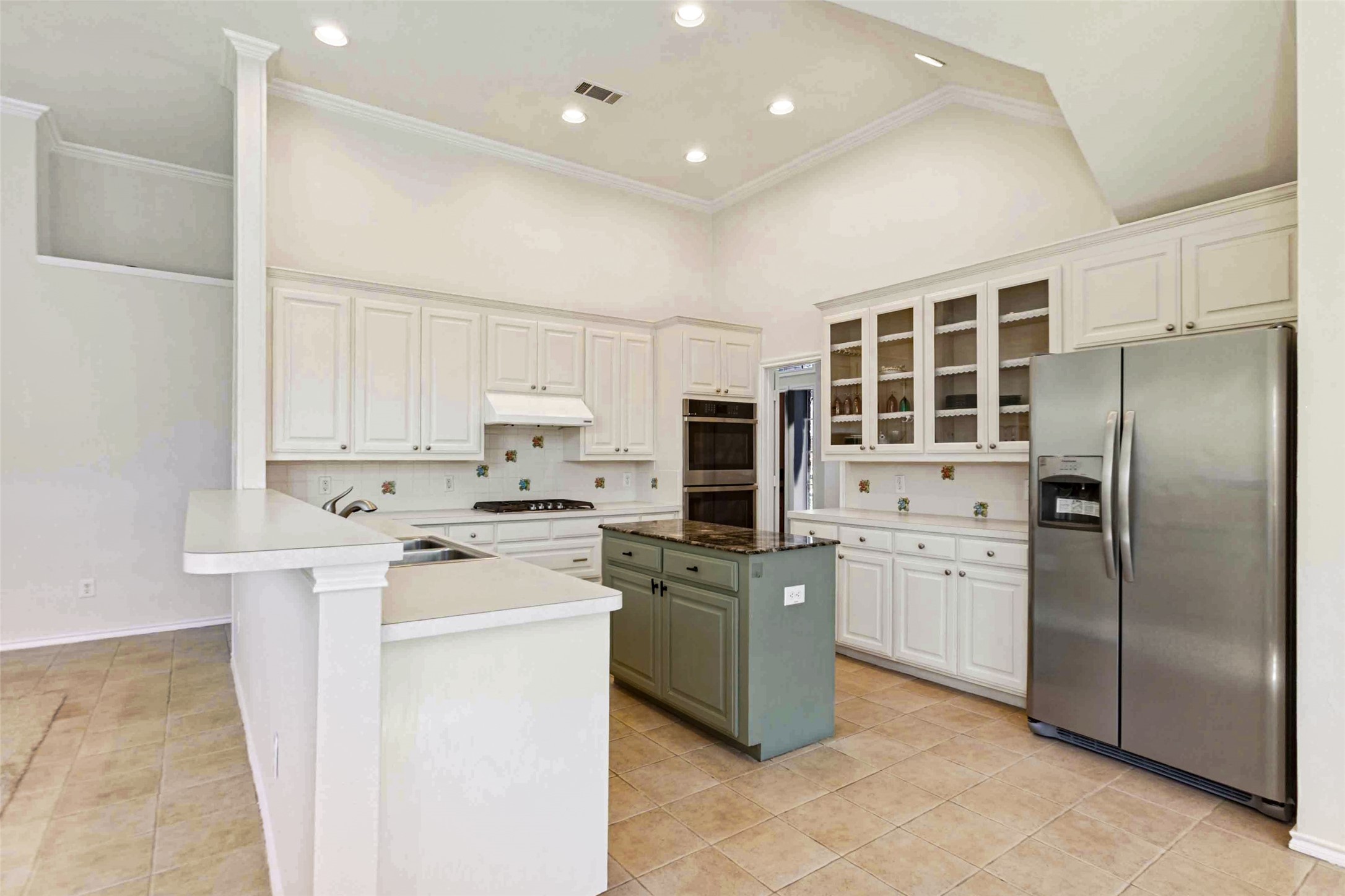 616 Sunningdale