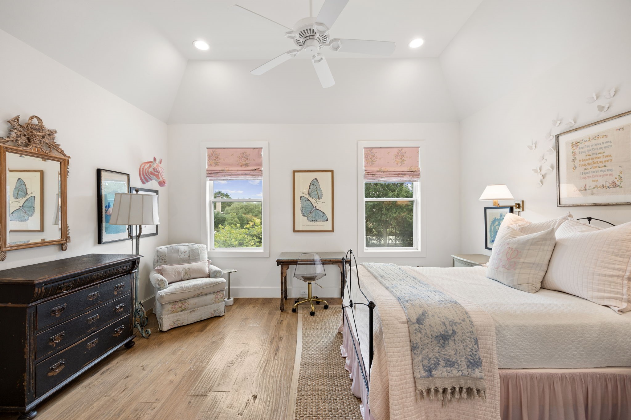 1255 Bolton Court