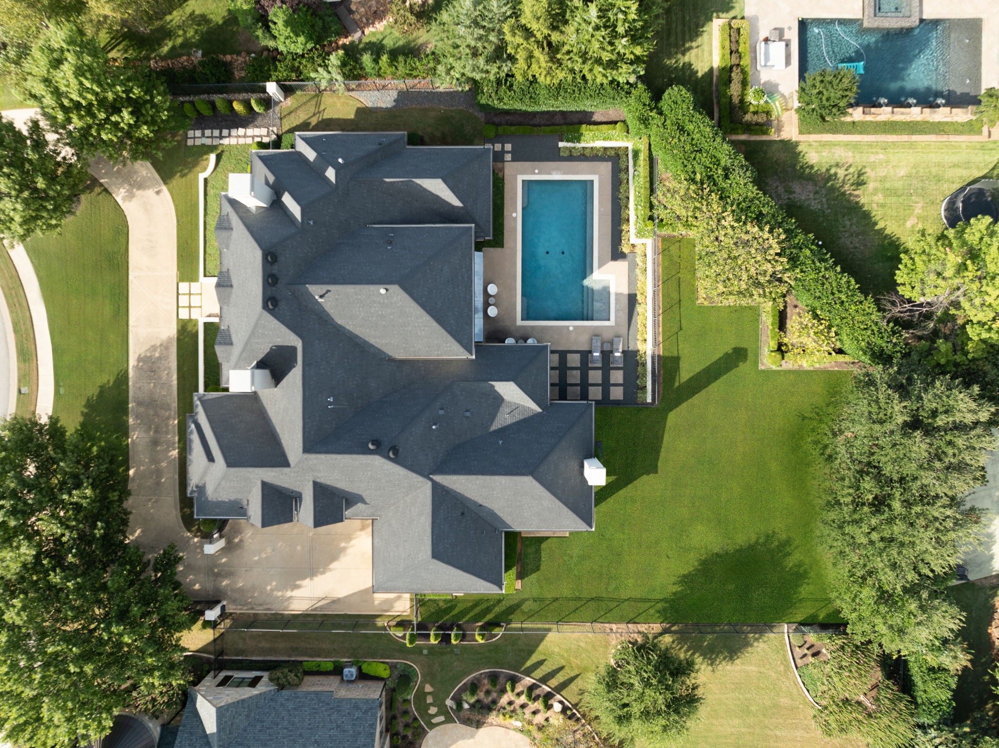 1255 Bolton Court