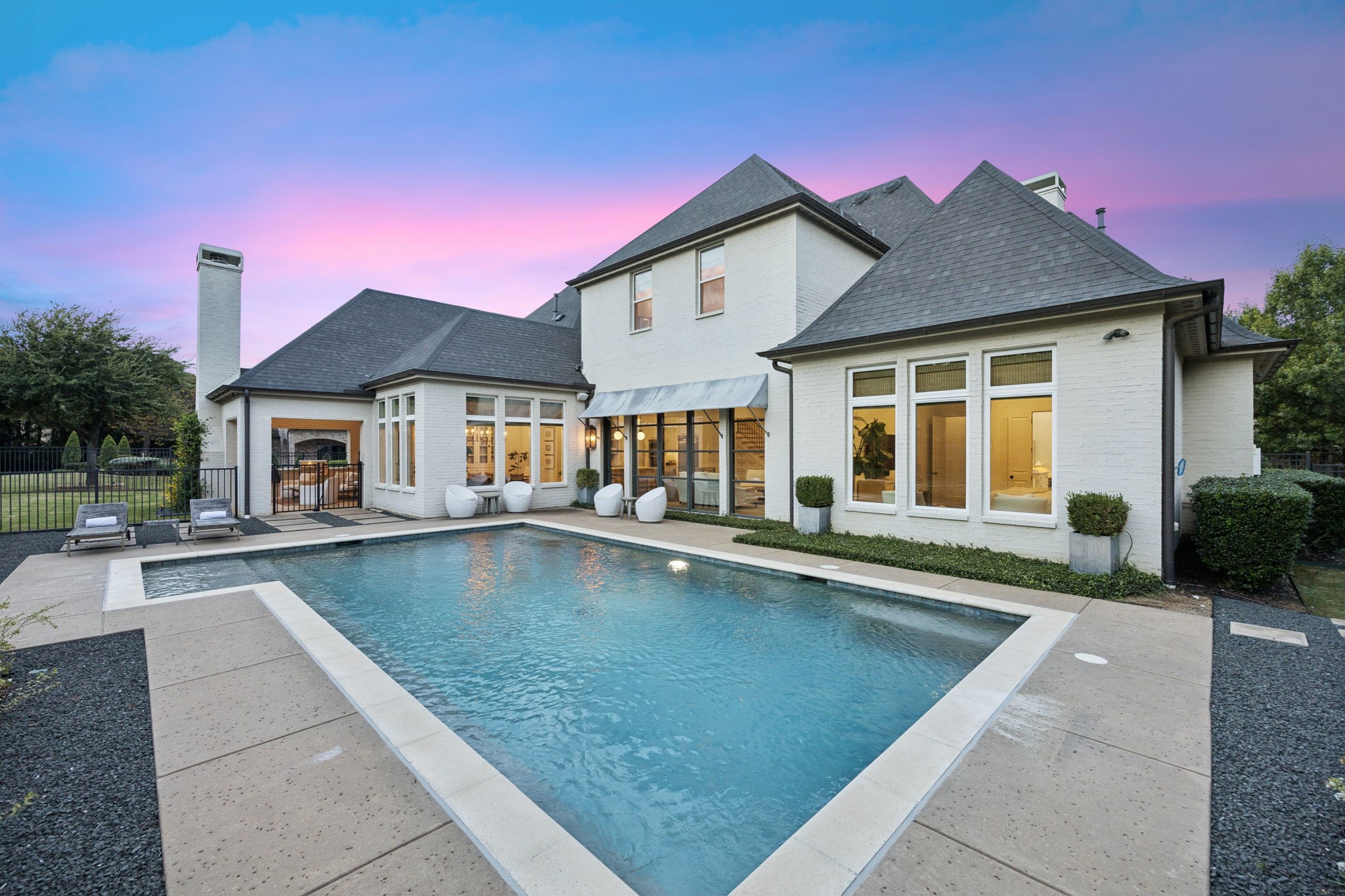 1255 Bolton Court