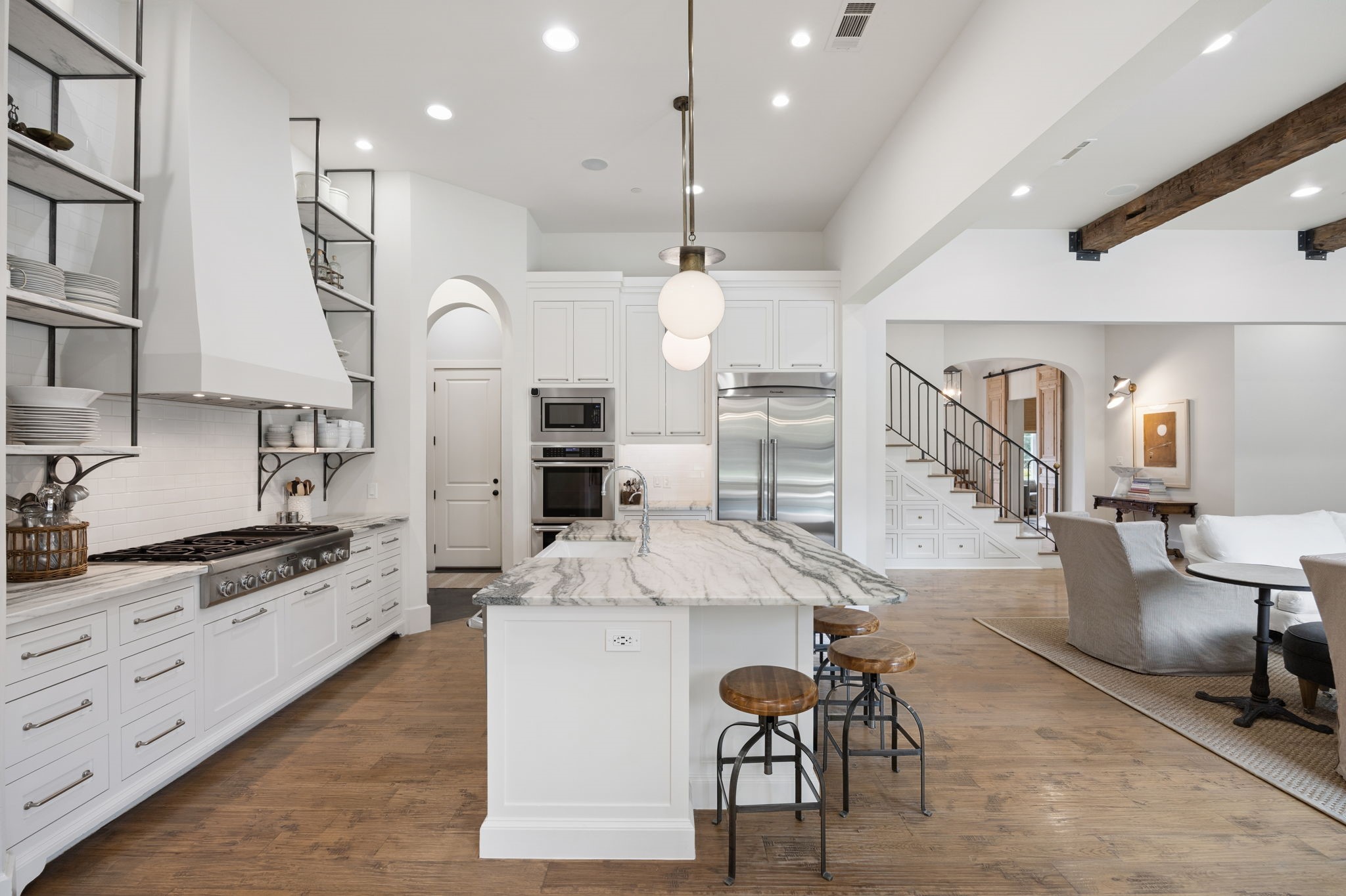 1255 Bolton Court