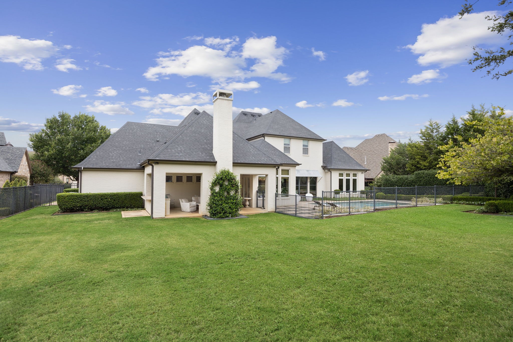 1255 Bolton Court