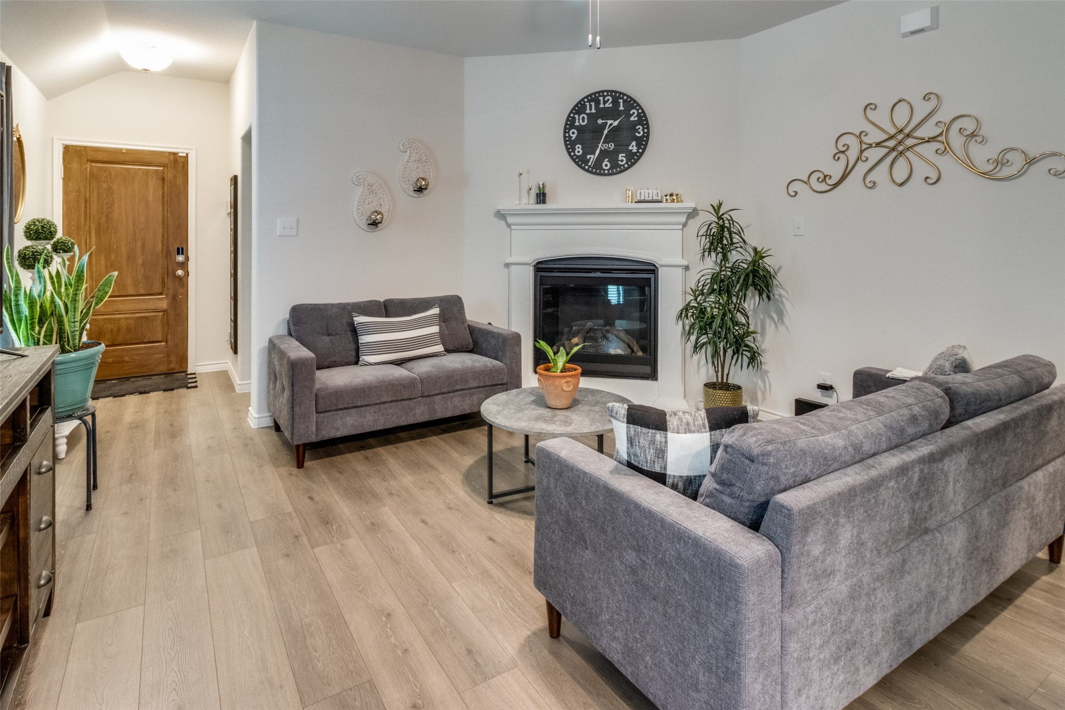 2156 Hobby Drive