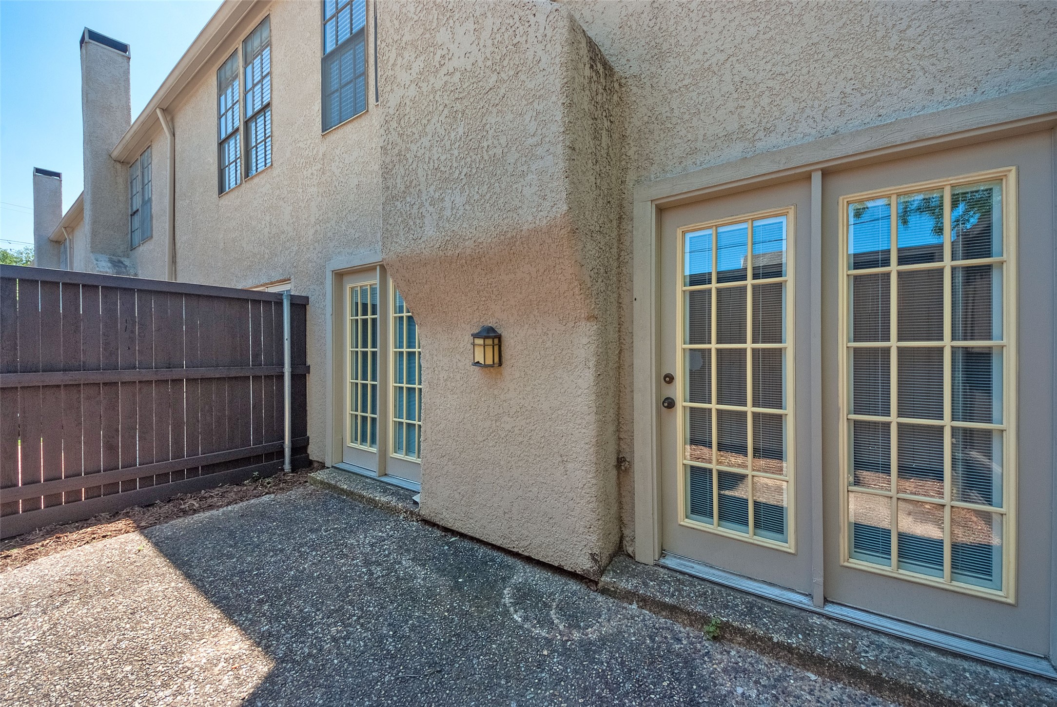4229 Cole Avenue Unit: 117