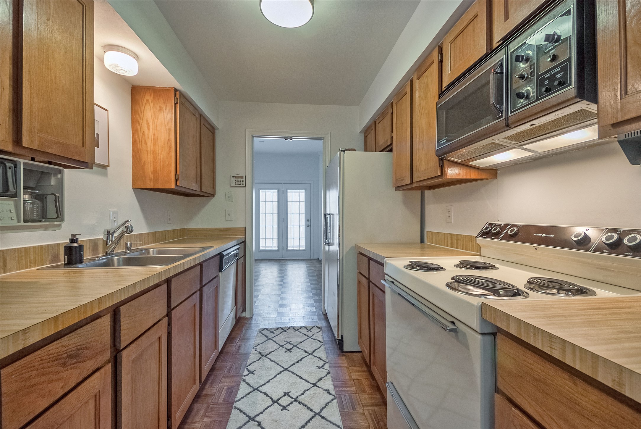 4229 Cole Avenue Unit: 117
