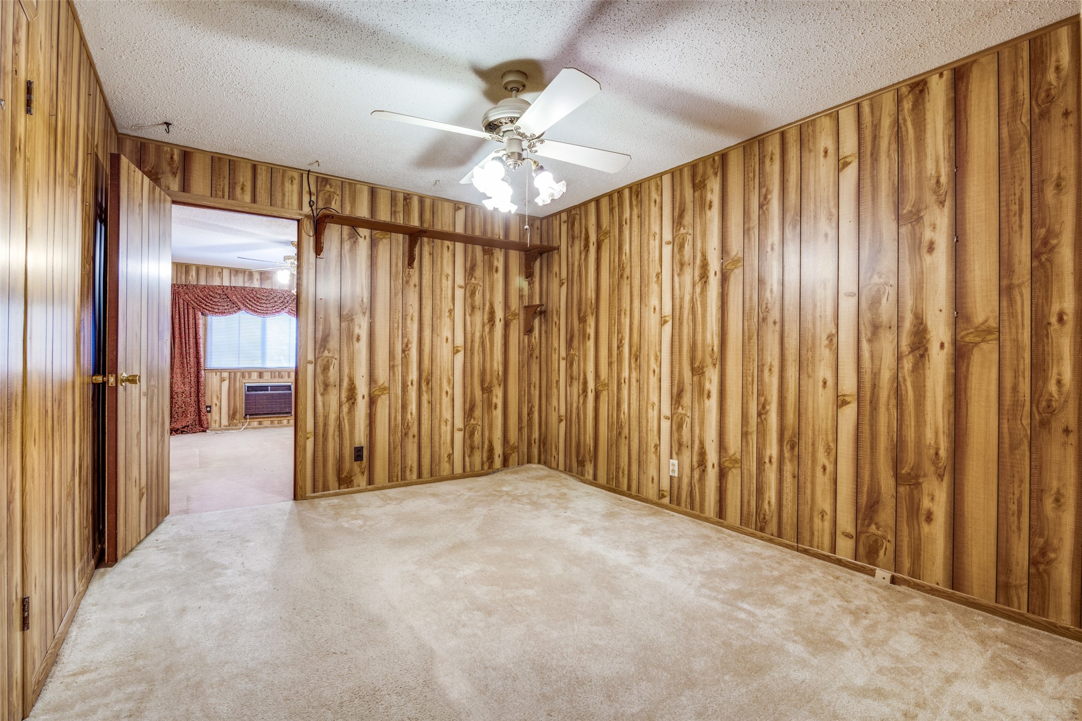 2366 Highwood Drive