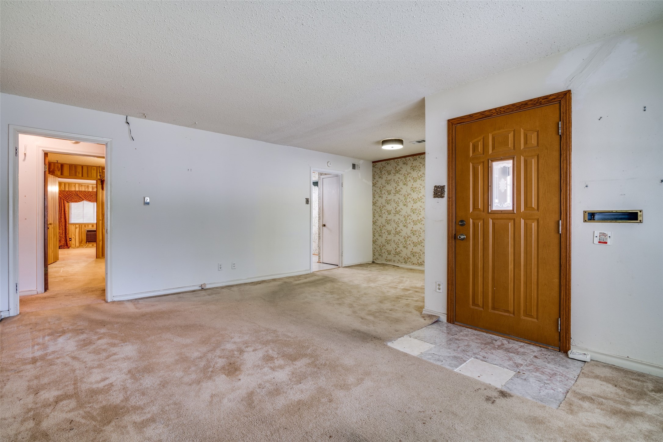 2366 Highwood Drive