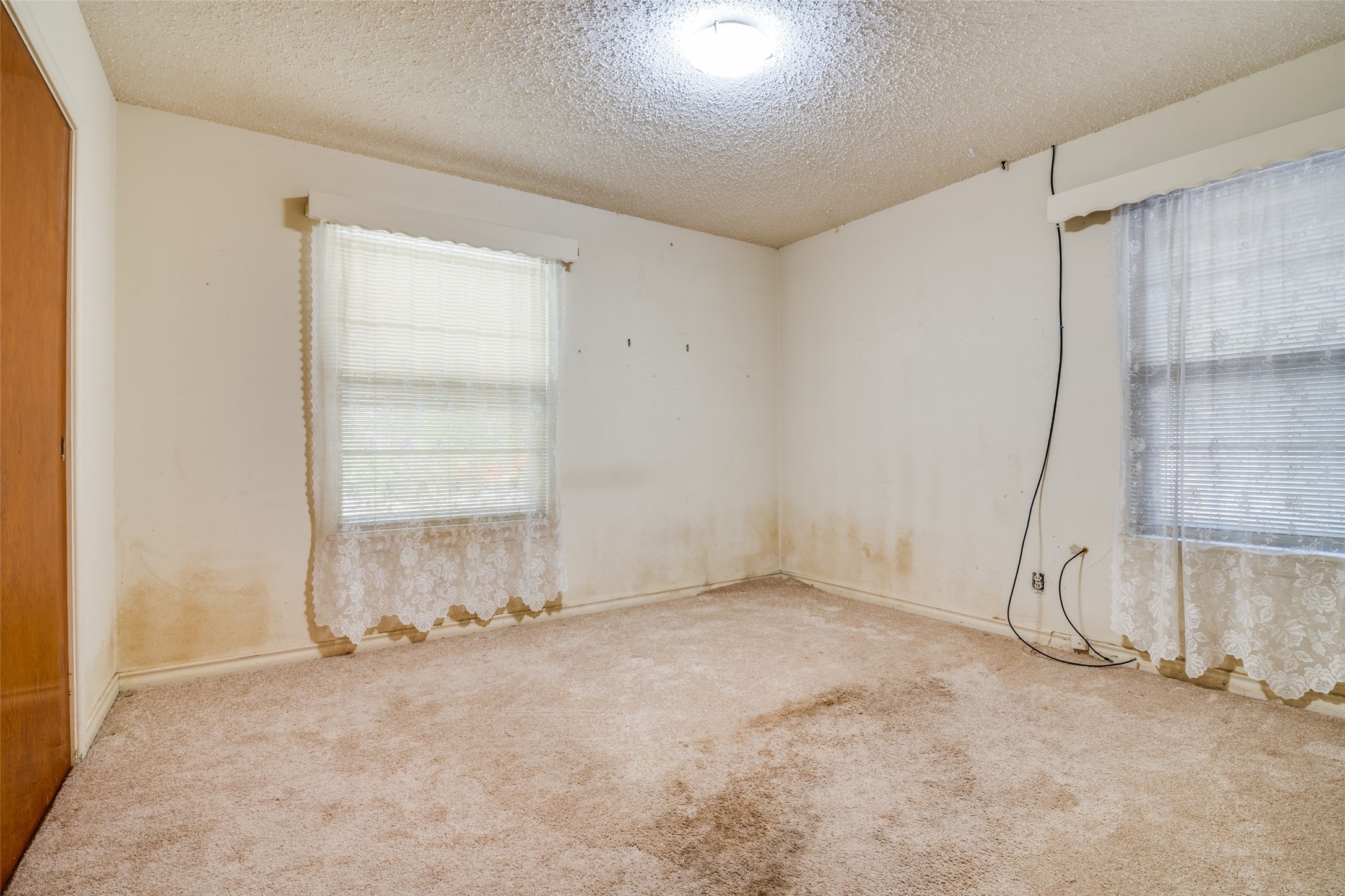 2366 Highwood Drive