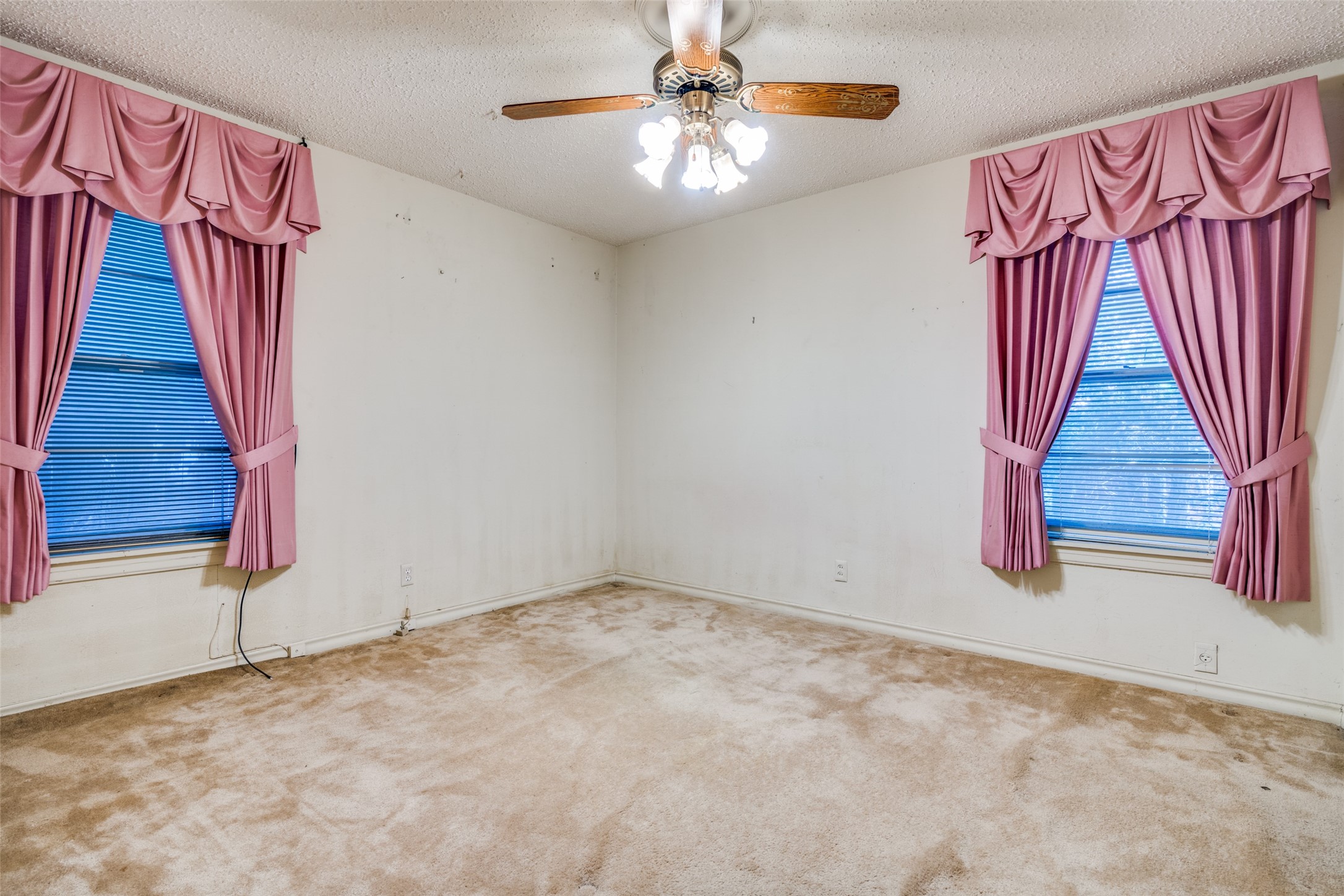 2366 Highwood Drive