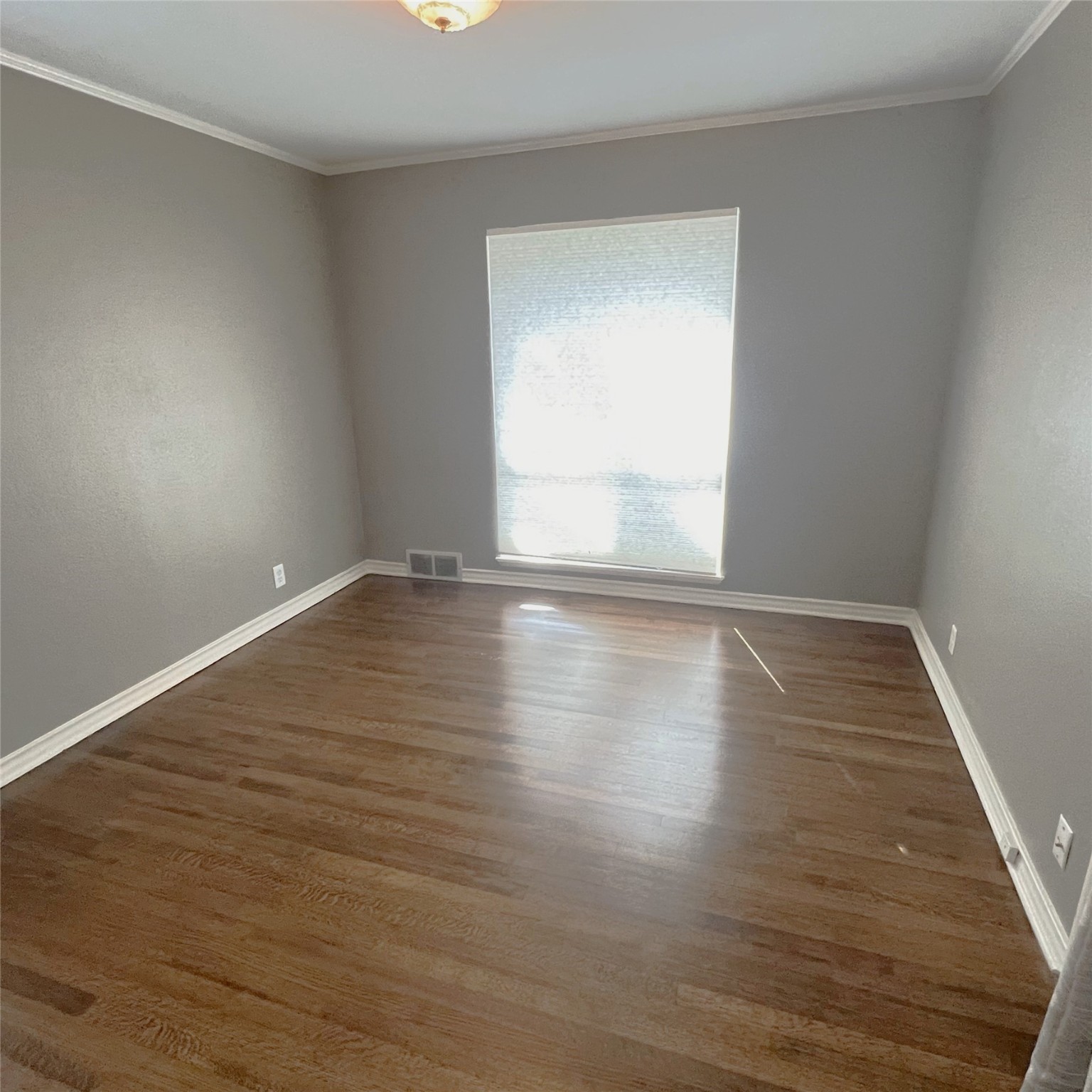6317 E Lovers Lane