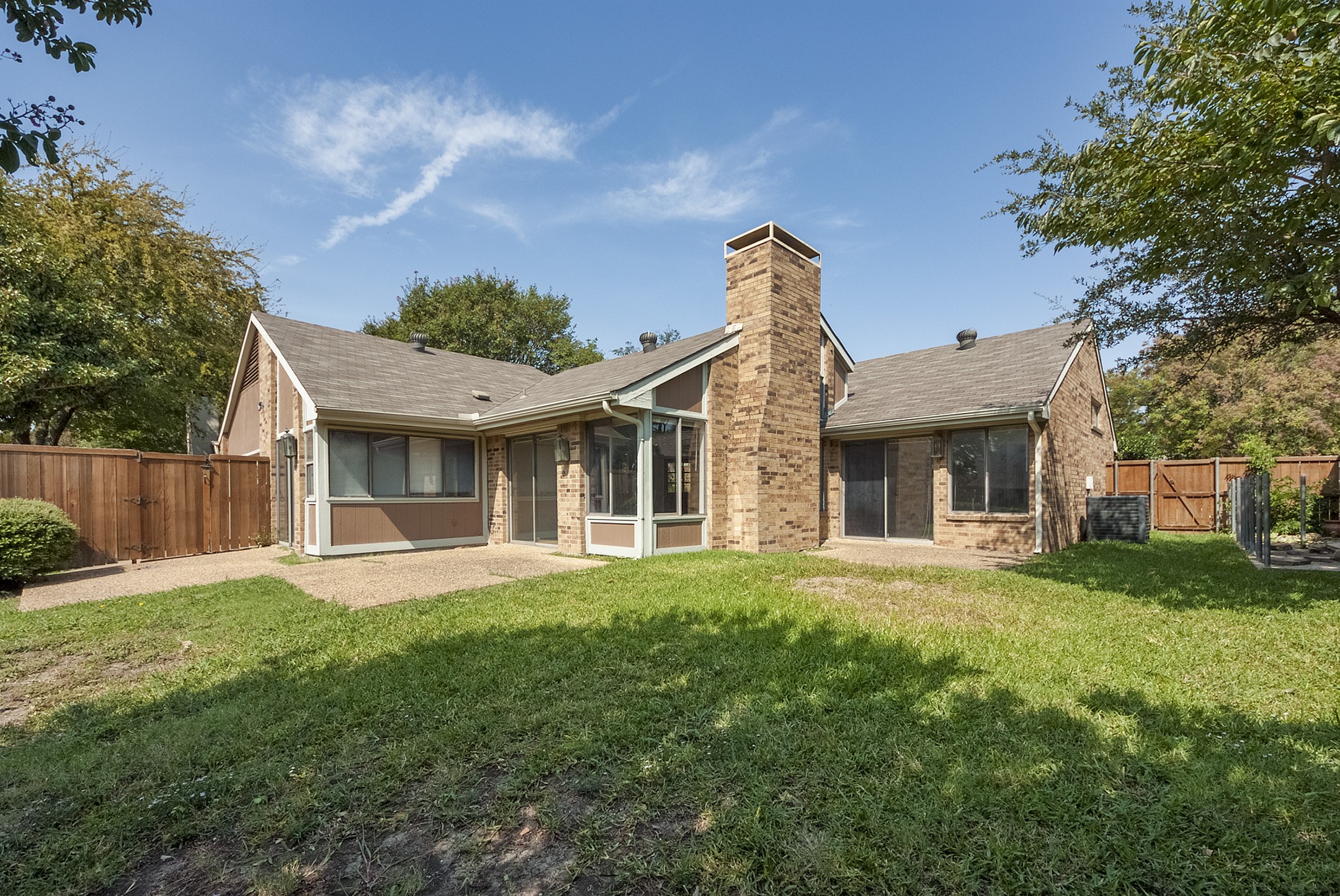 5826 Smoke Glass Trail