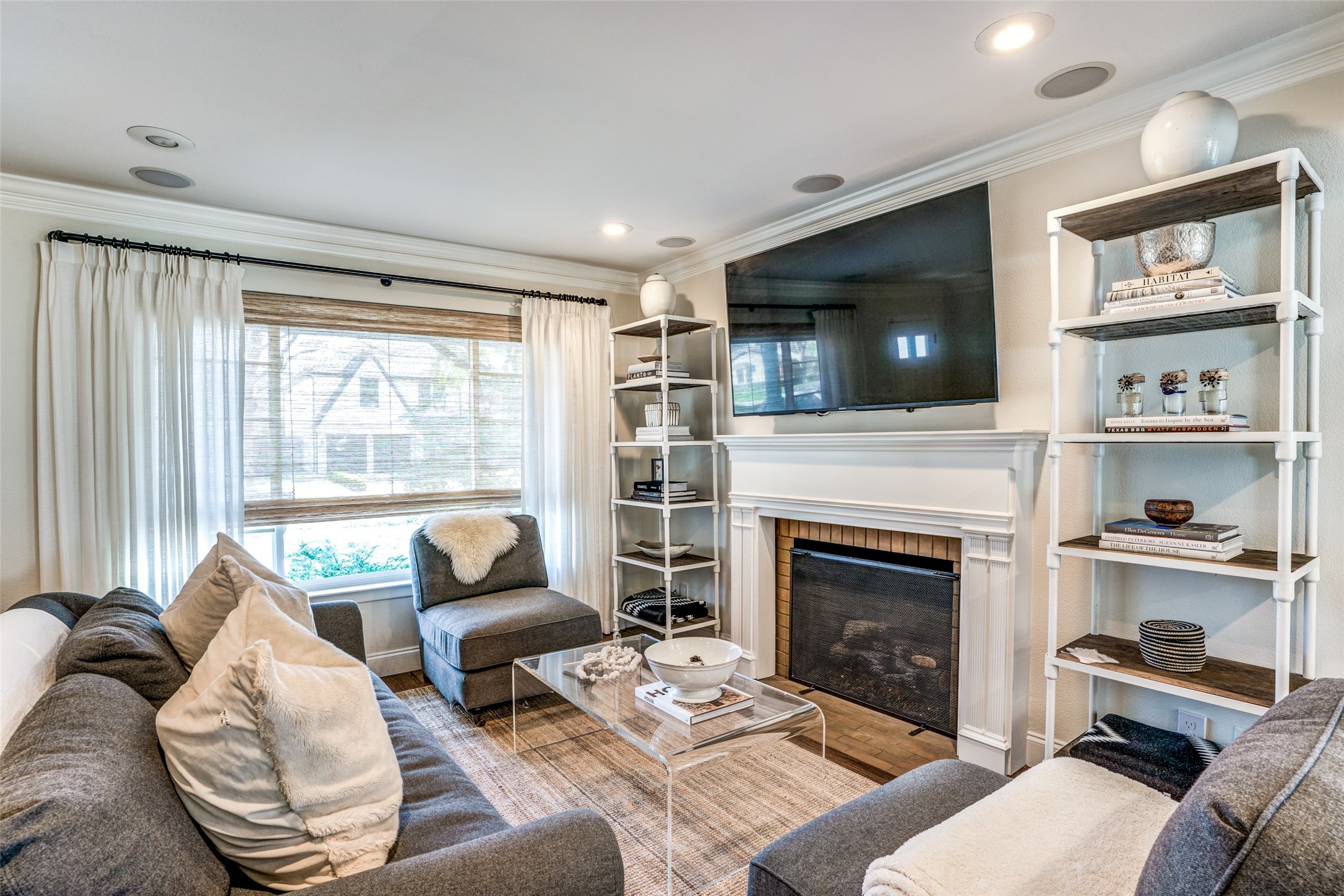 5451 Druid Lane