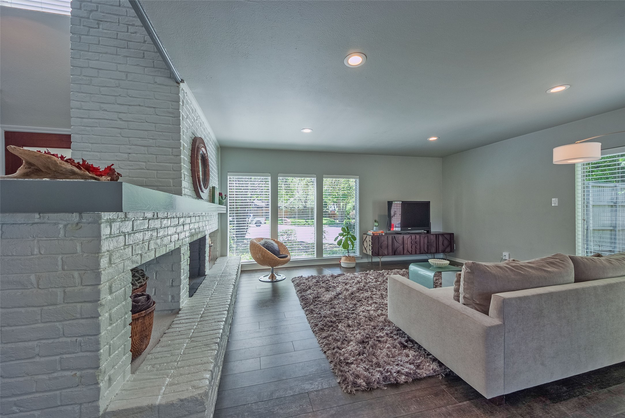 9401 Summerhill Lane