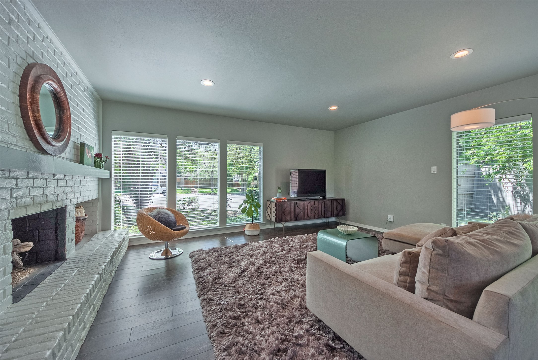 9401 Summerhill Lane