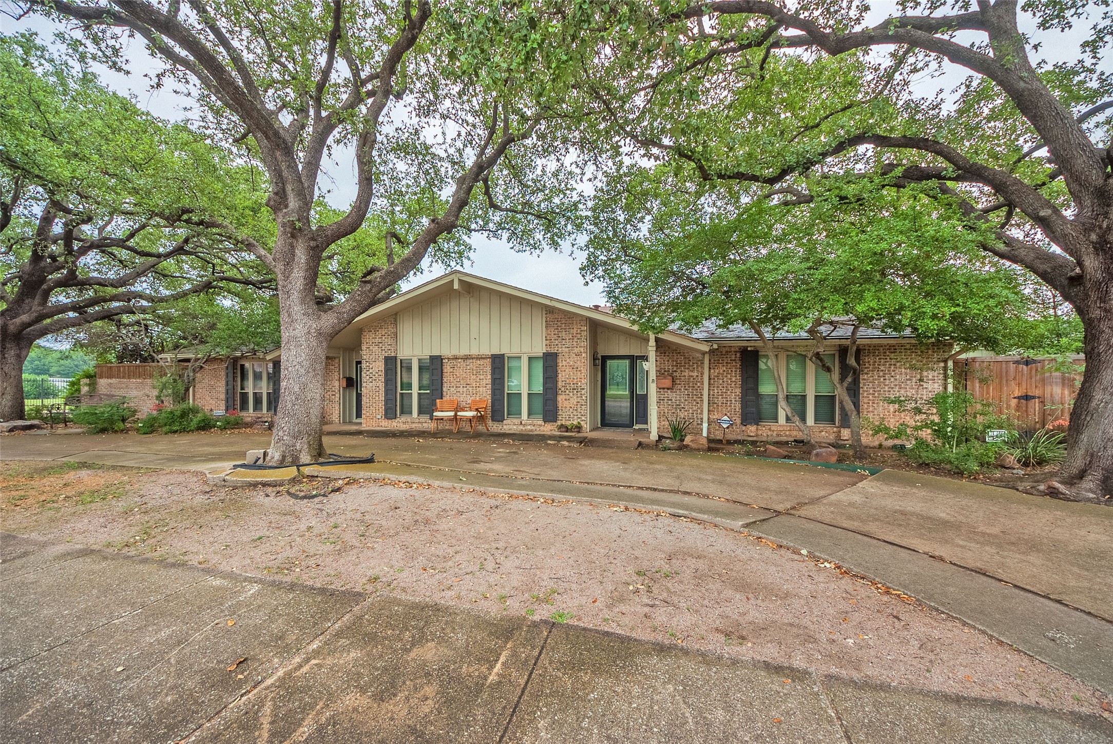 9832 Crest Meadow Drive