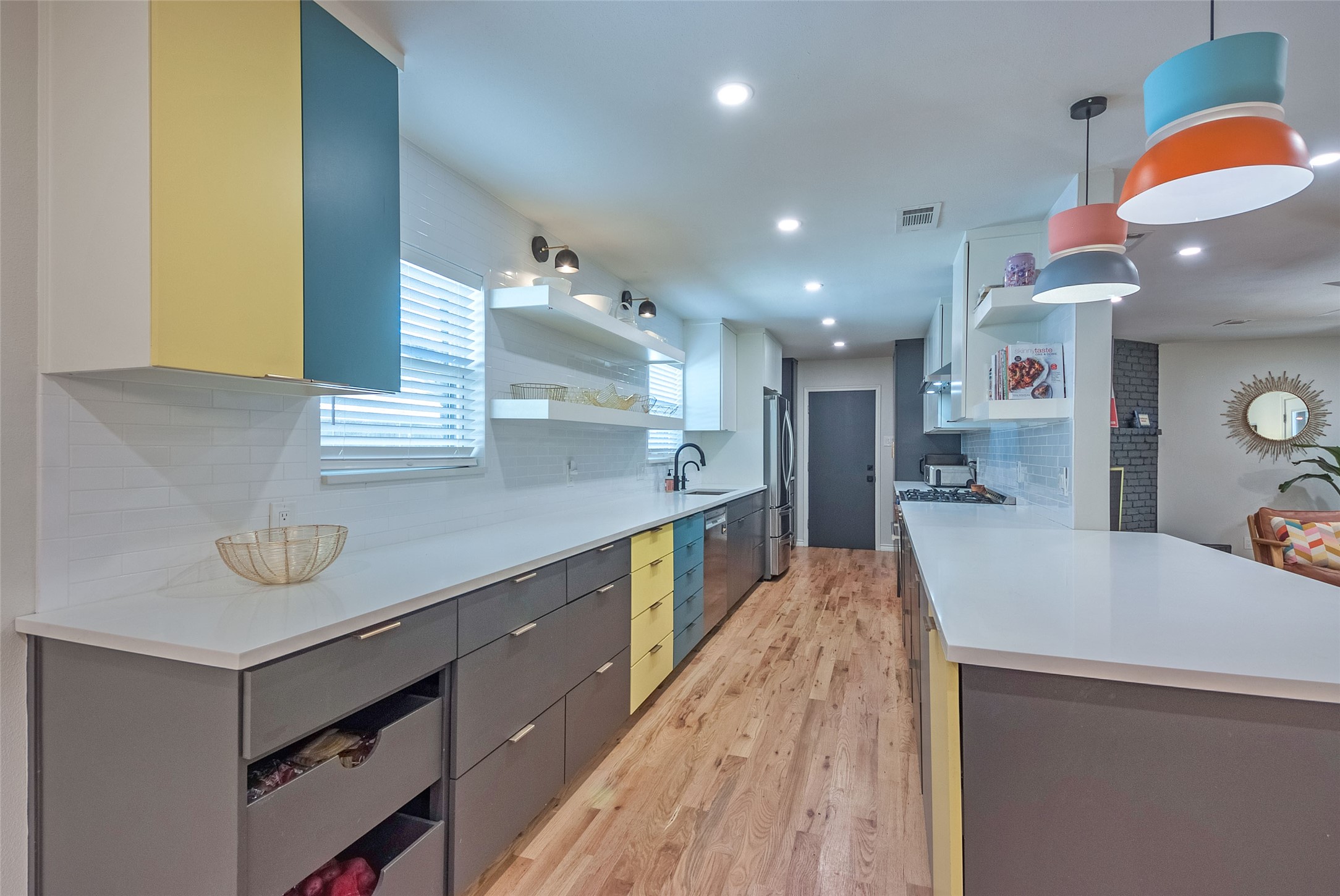 9025 Westglen Drive