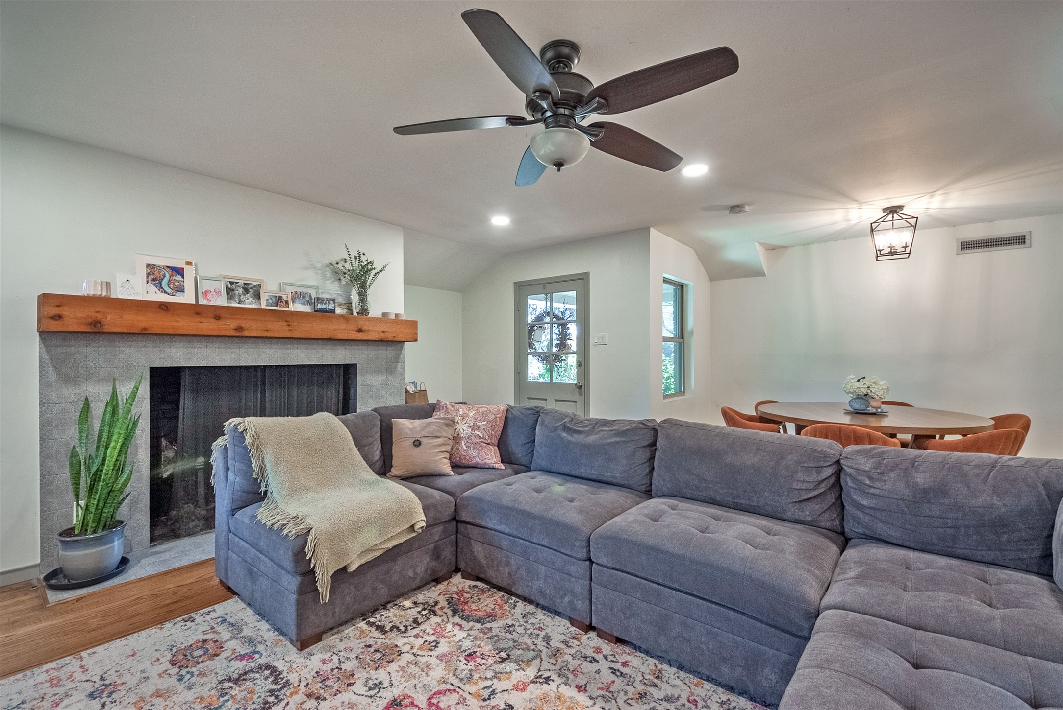 6572 Fisher Road