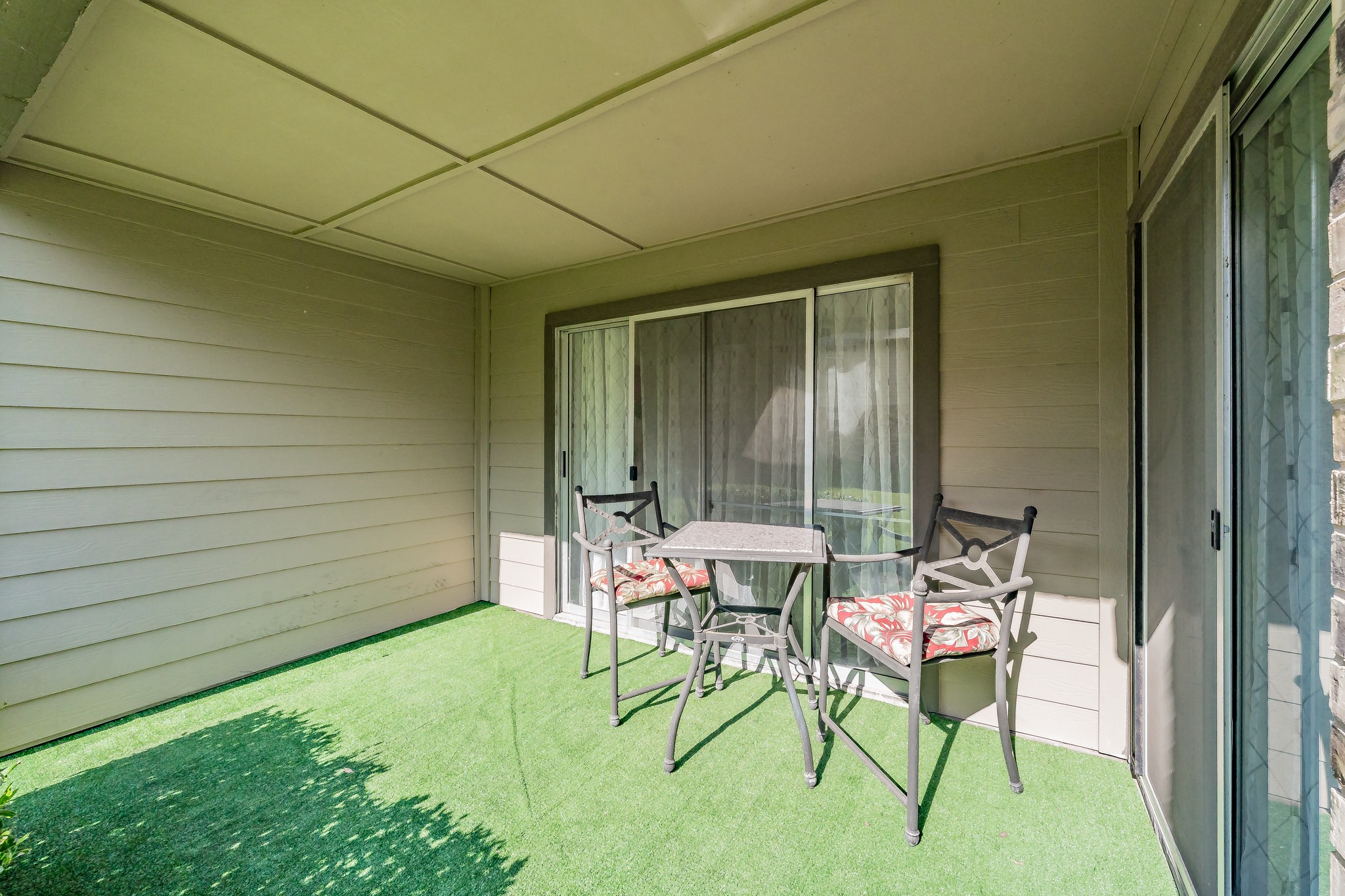 5300 Keller Springs Road 1095