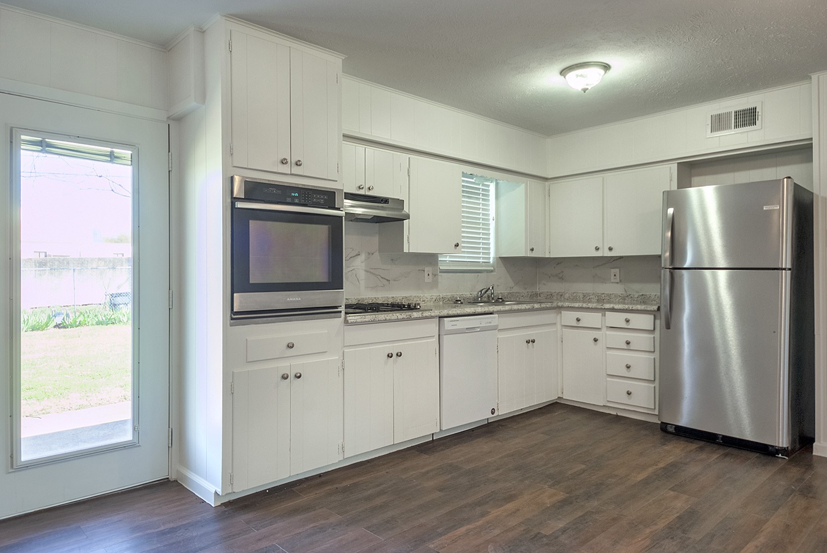 2657 San Medina Avenue
