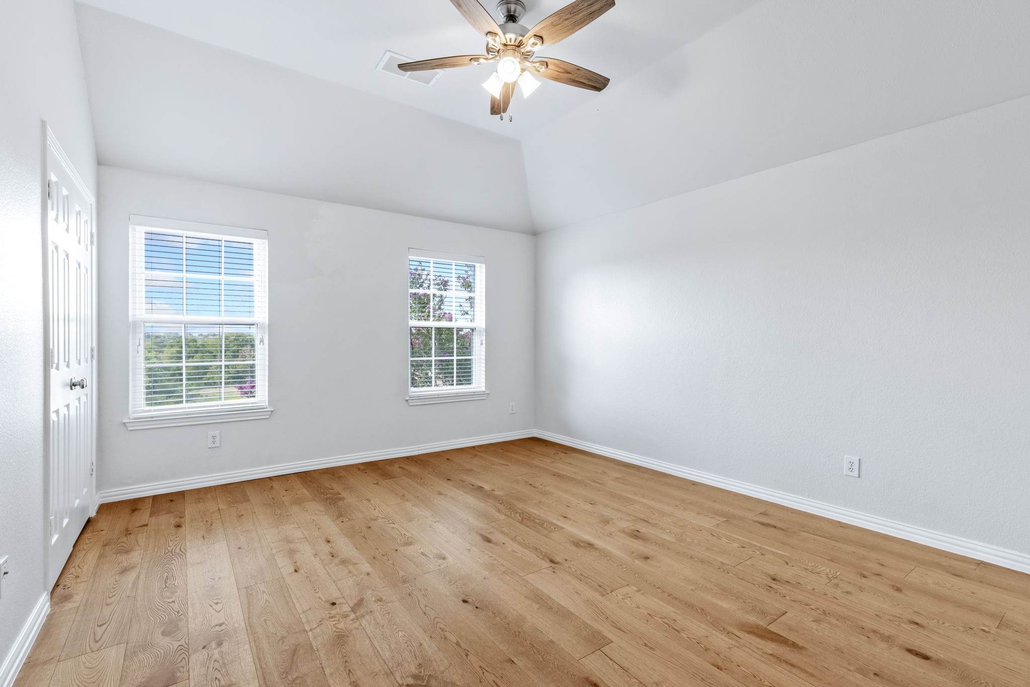 1332 Greenfield Drive