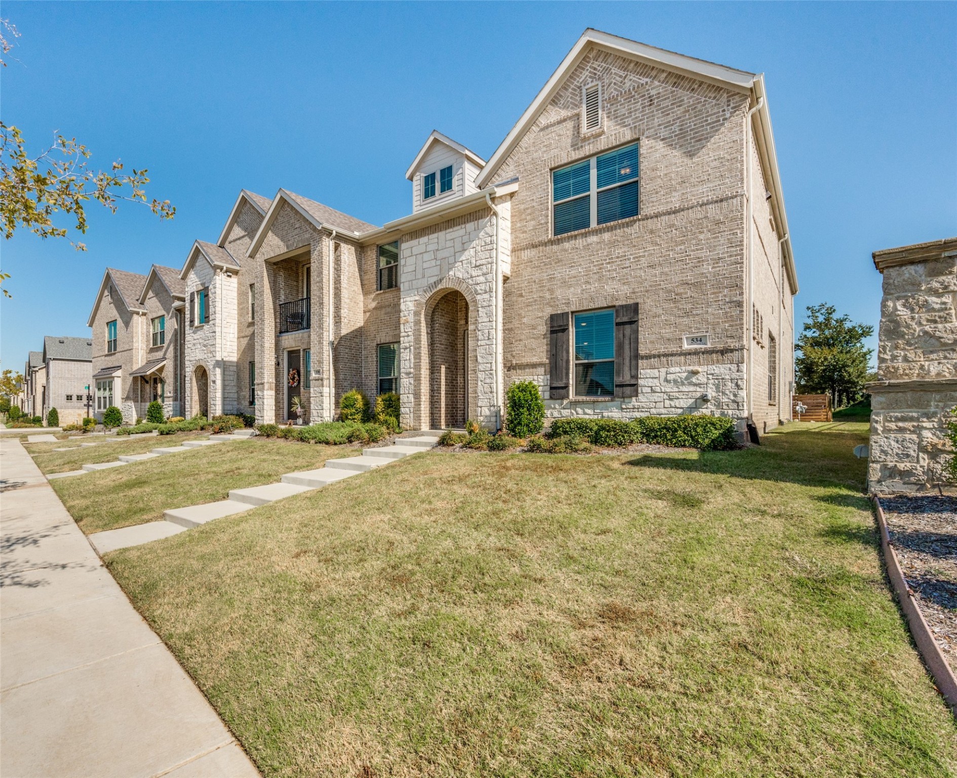 534 Cobblestone Lane