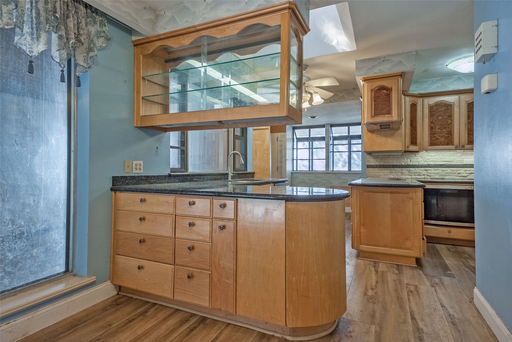 3505 W Lawther Drive