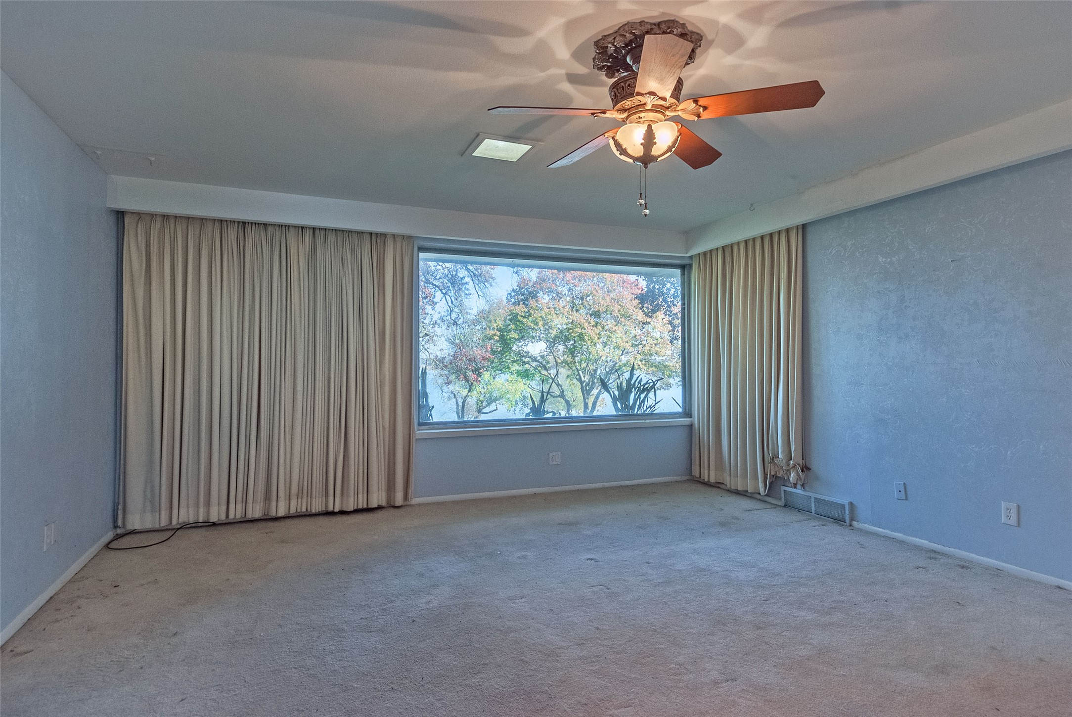 3505 W Lawther Drive