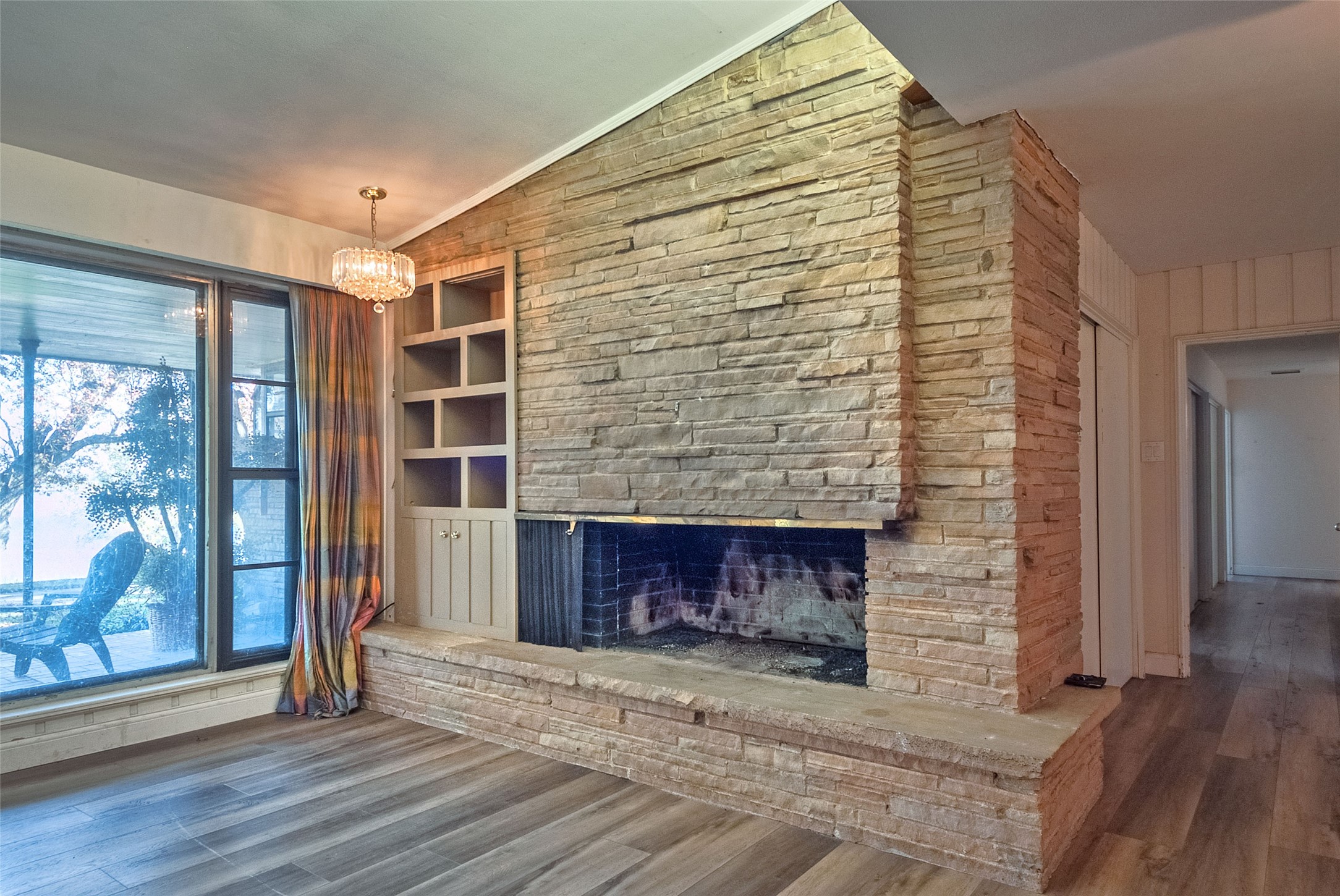 3505 W Lawther Drive