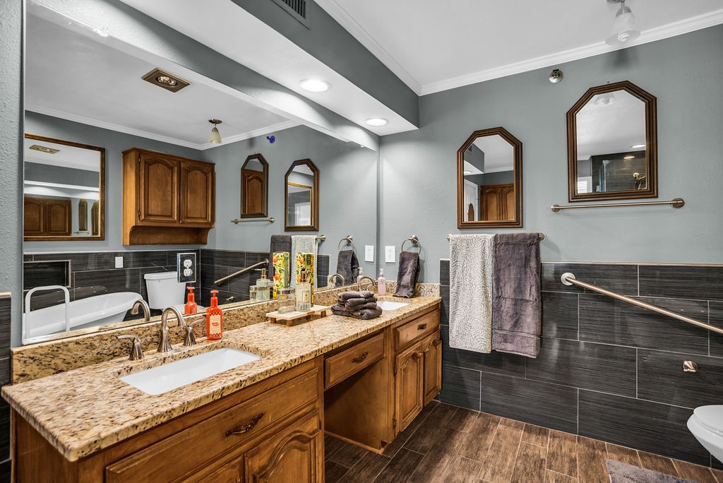 3216 San Jacinto Street