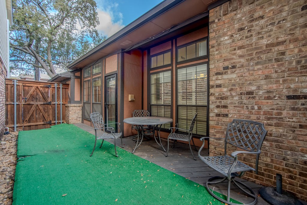 3216 San Jacinto Street