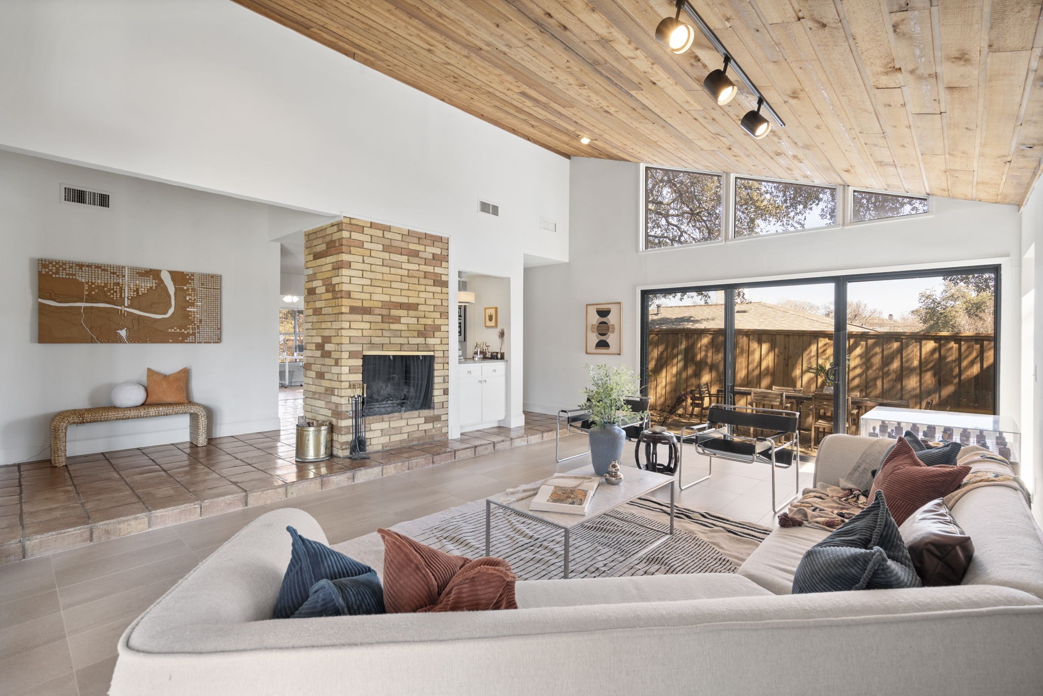 9671 Fallbrook Drive