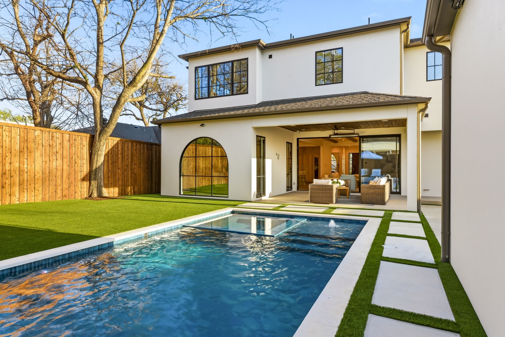 6803 Southridge Drive
