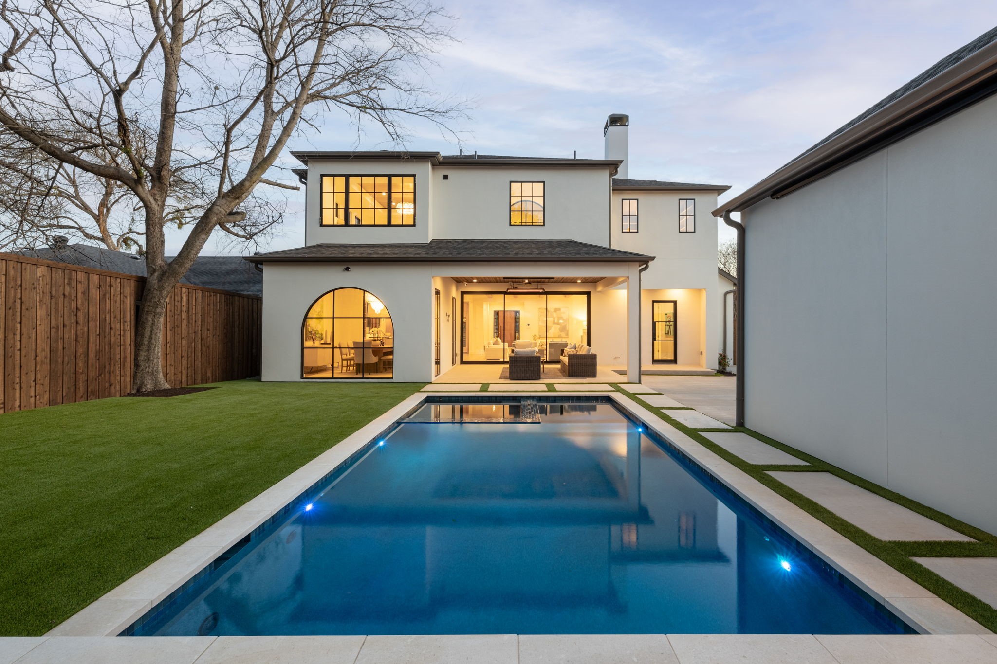 6803 Southridge Drive