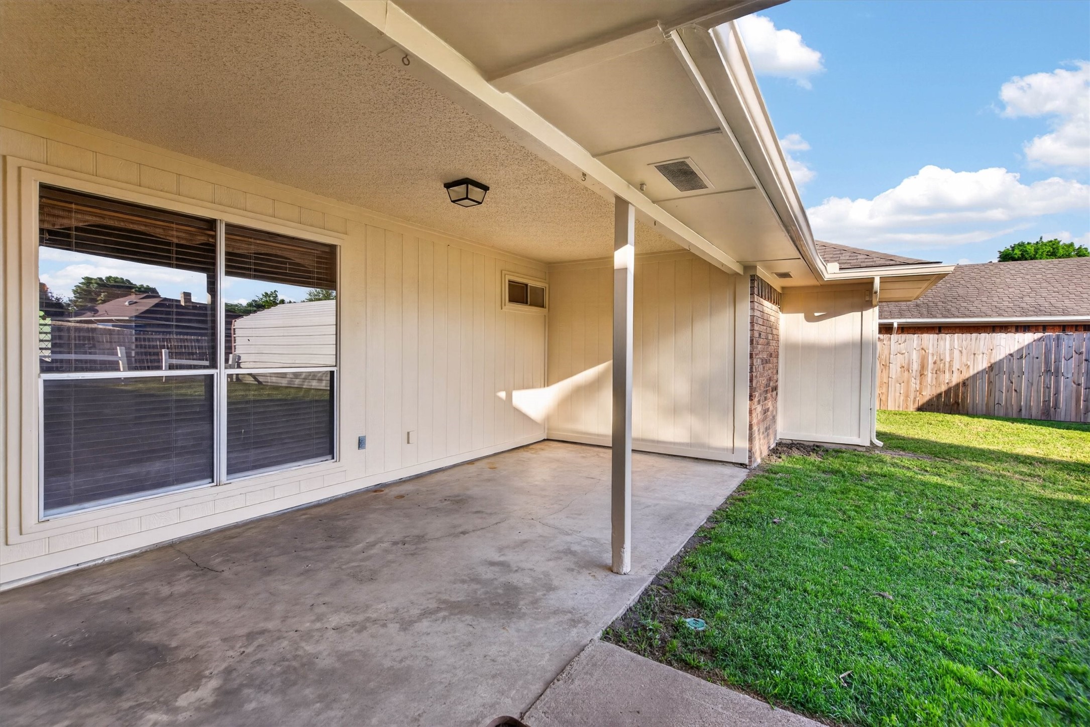1838 Meadowview Drive