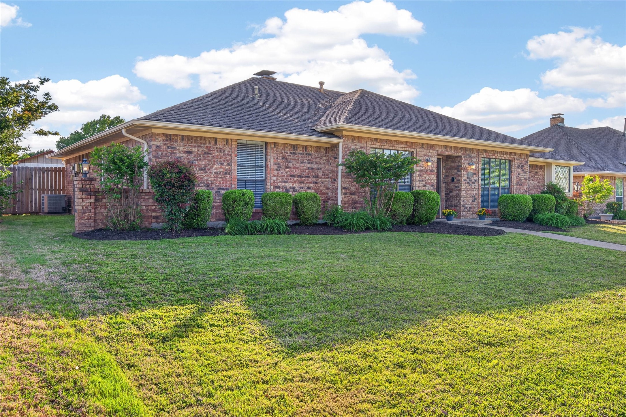 1838 Meadowview Drive