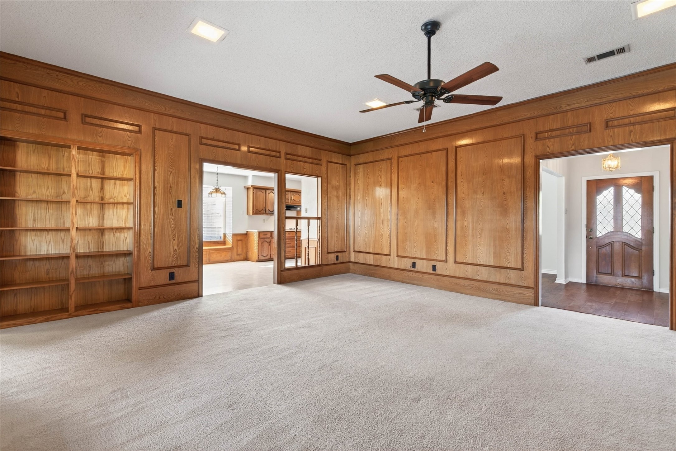 1838 Meadowview Drive