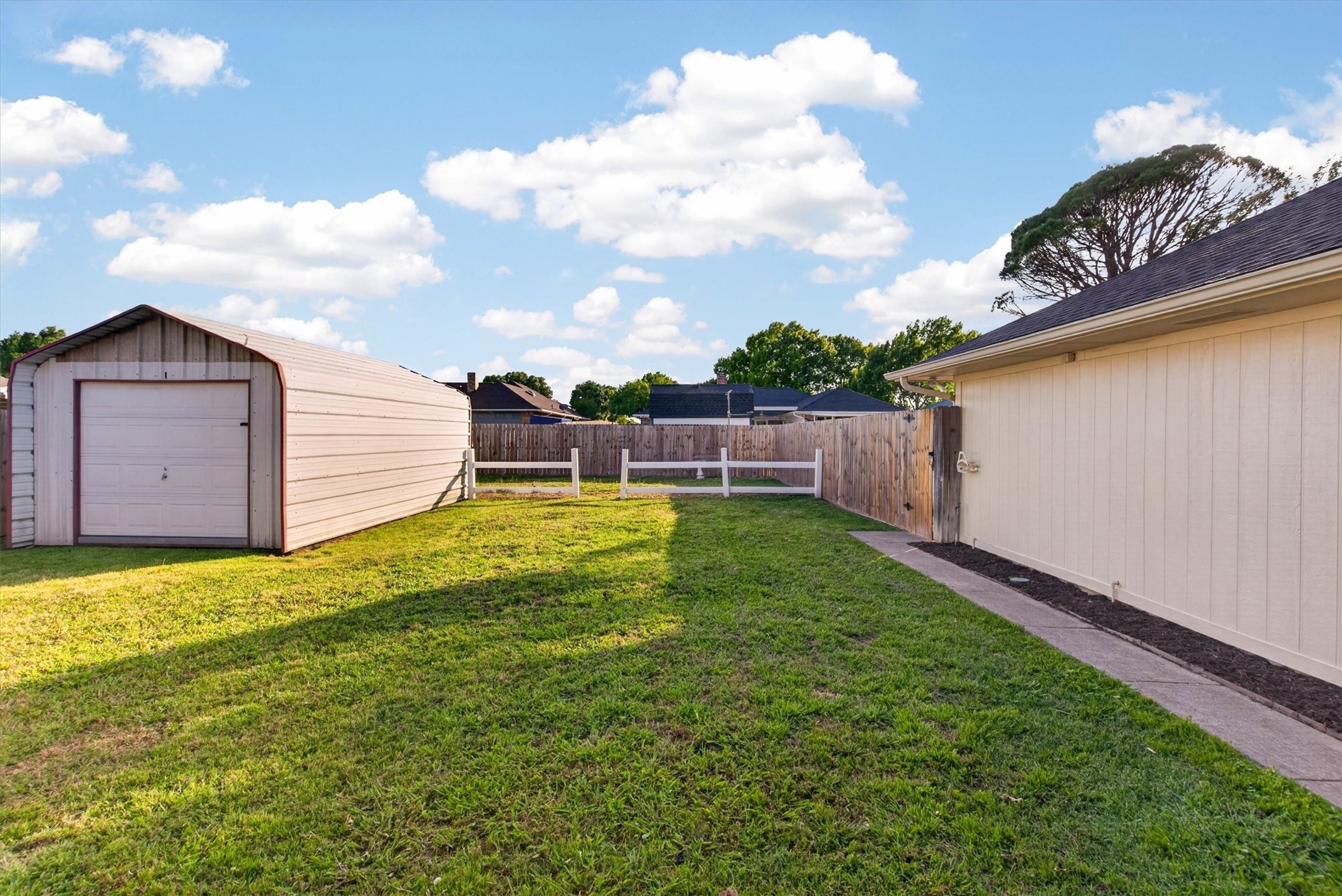 1838 Meadowview Drive