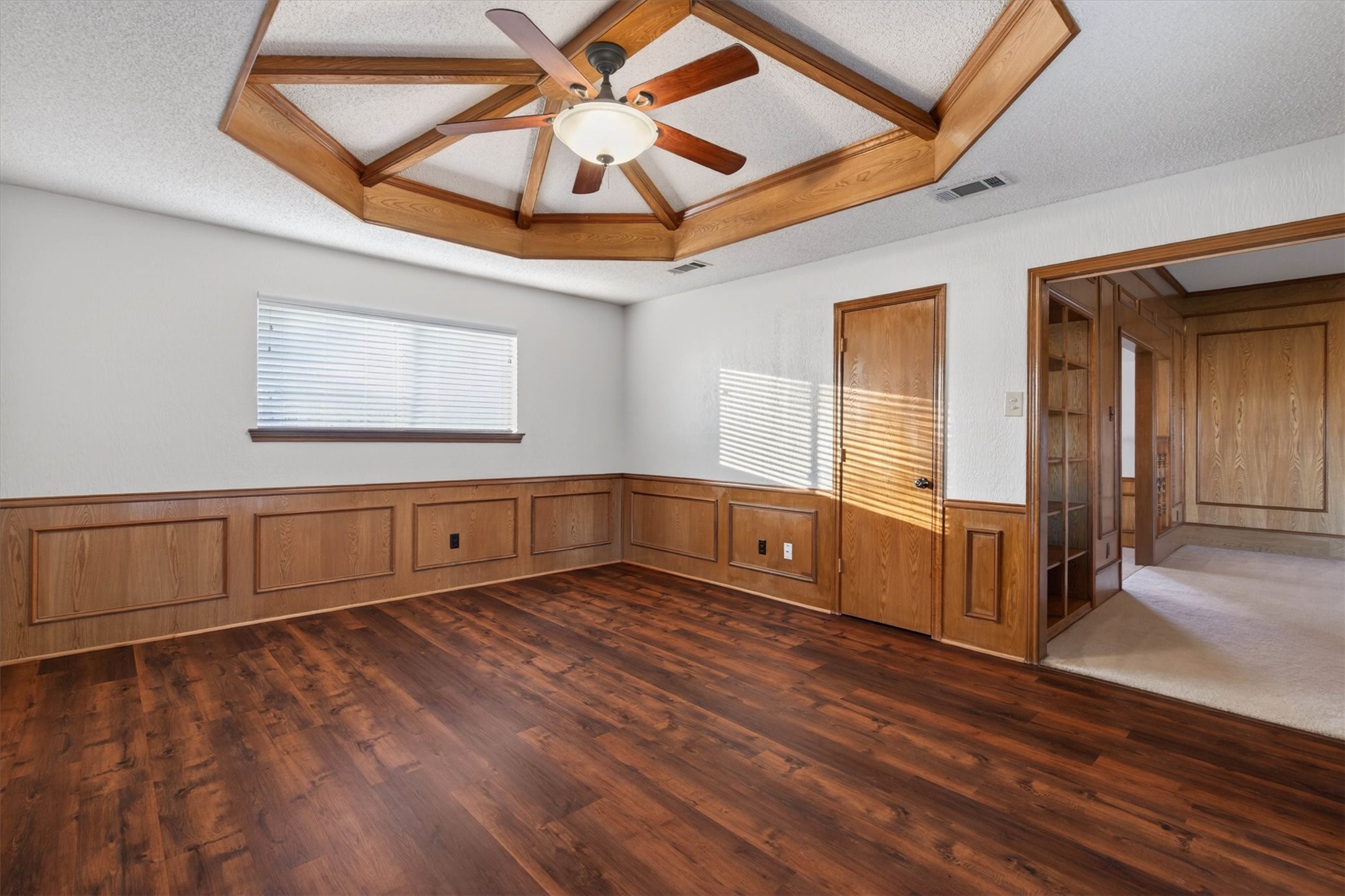 1838 Meadowview Drive