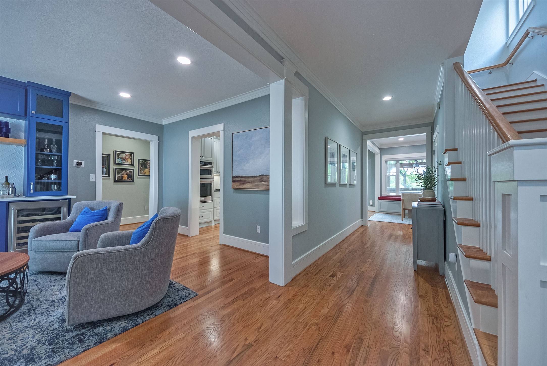 6906 La Vista Drive