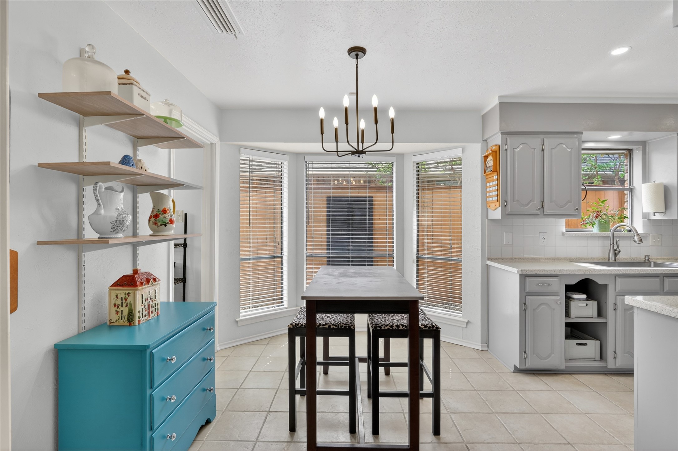 8261 Club Meadows Drive