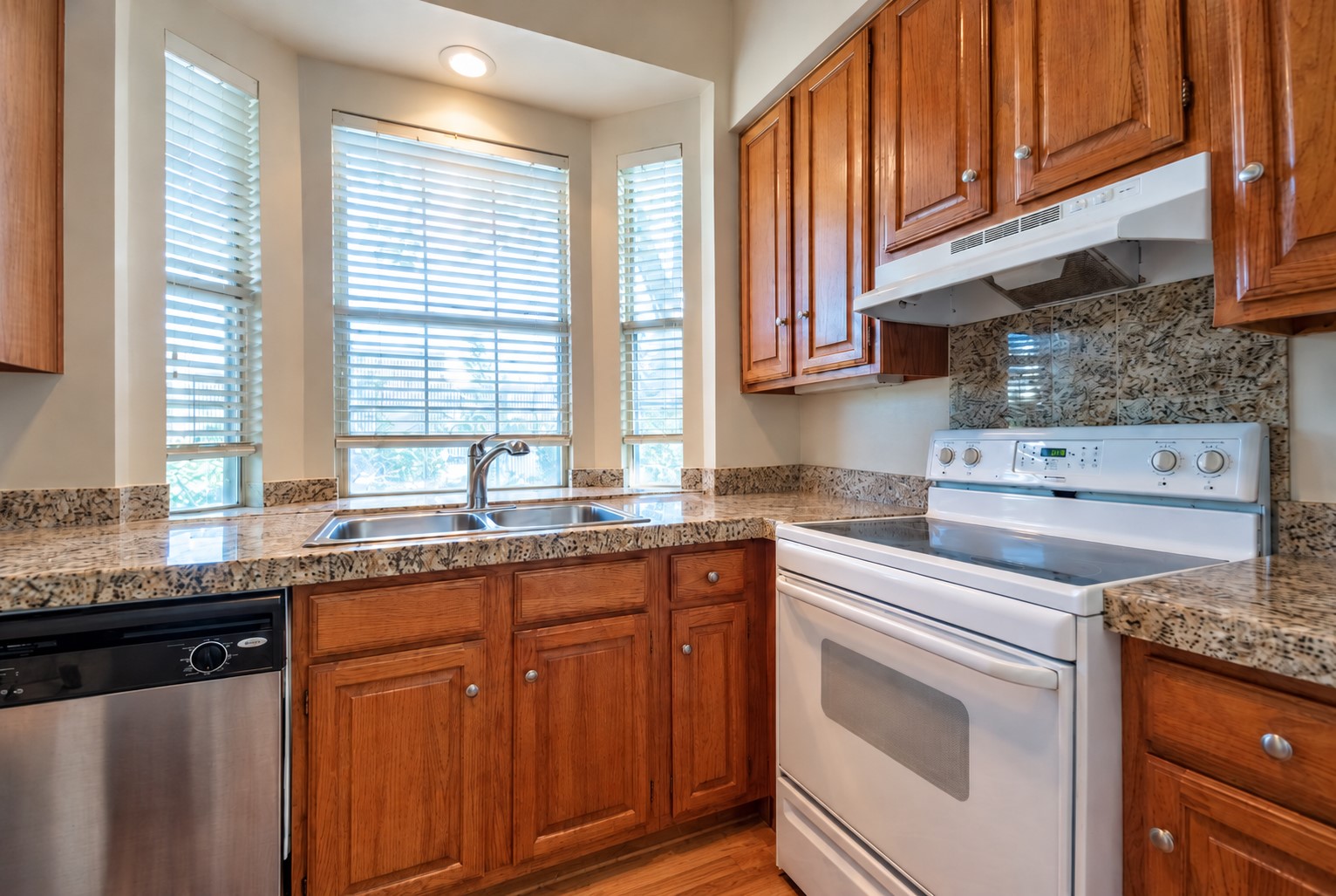4106 Newton Avenue 103
