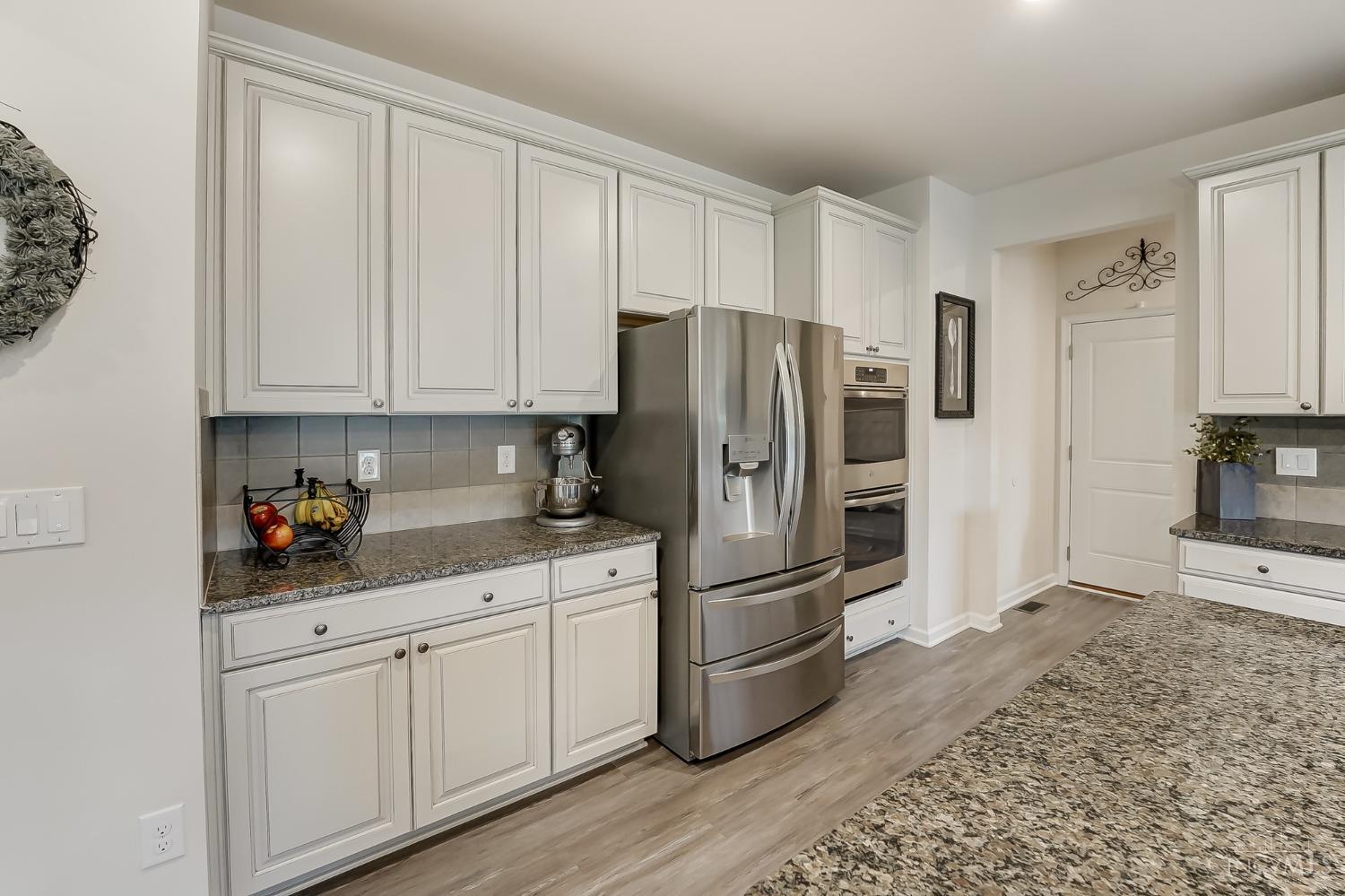 2537 Rosings Park