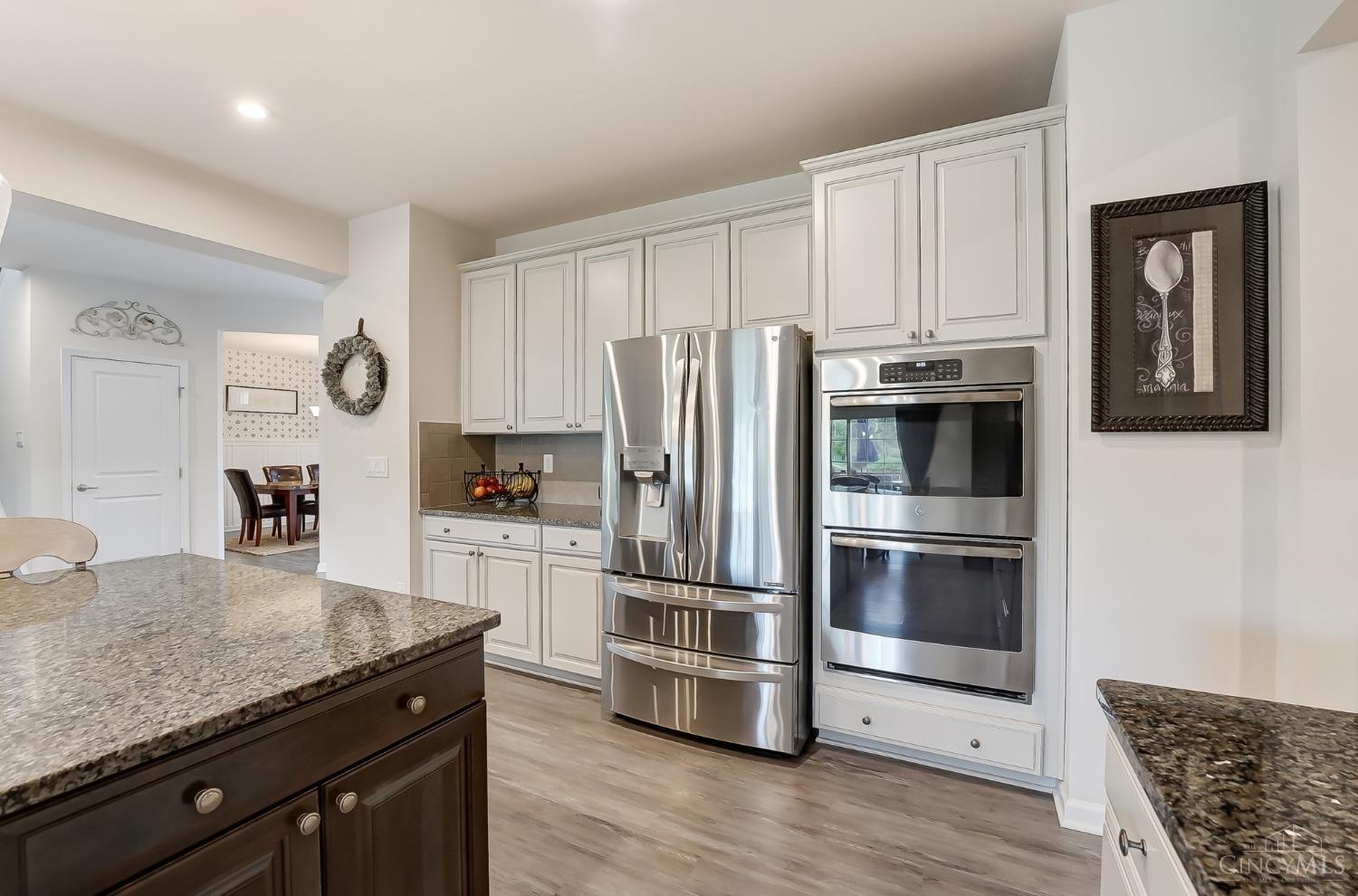 2537 Rosings Park