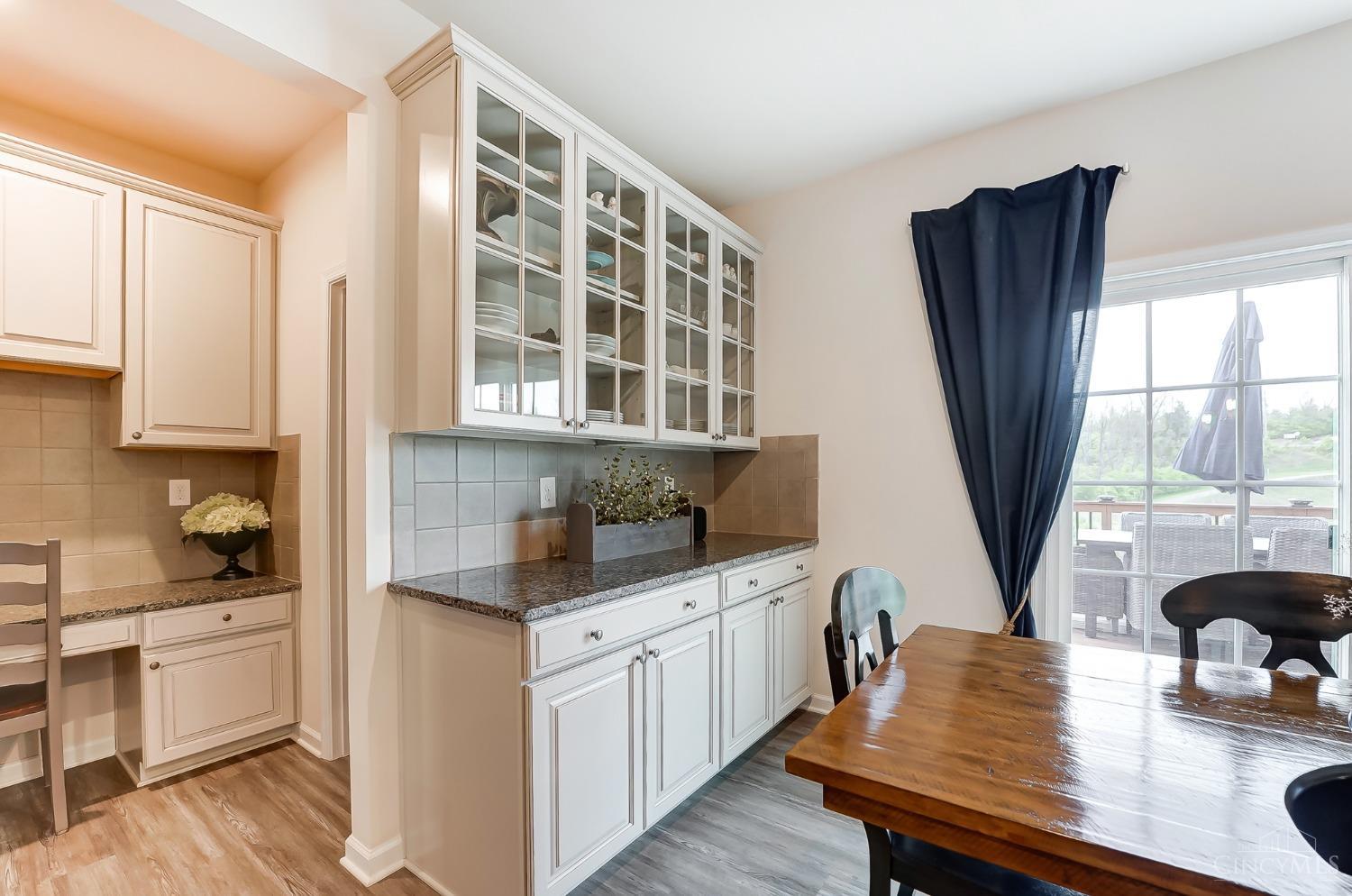 2537 Rosings Park