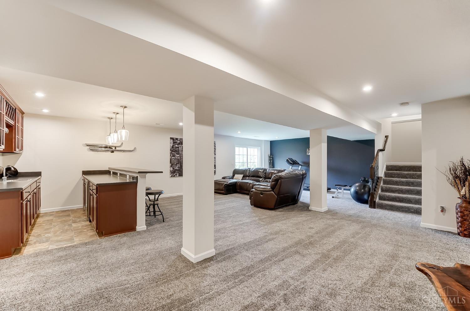 2537 Rosings Park