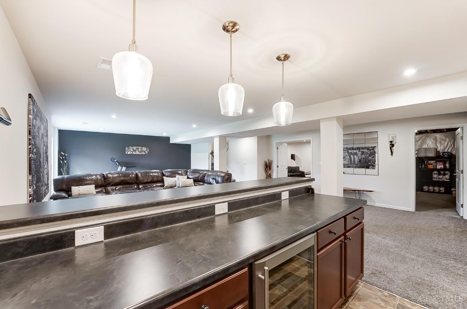 2537 Rosings Park