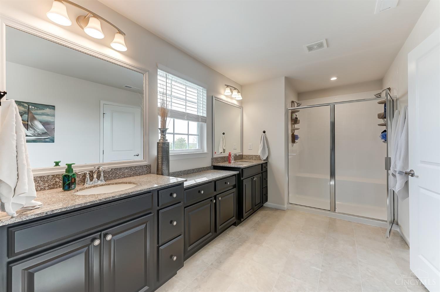 2537 Rosings Park