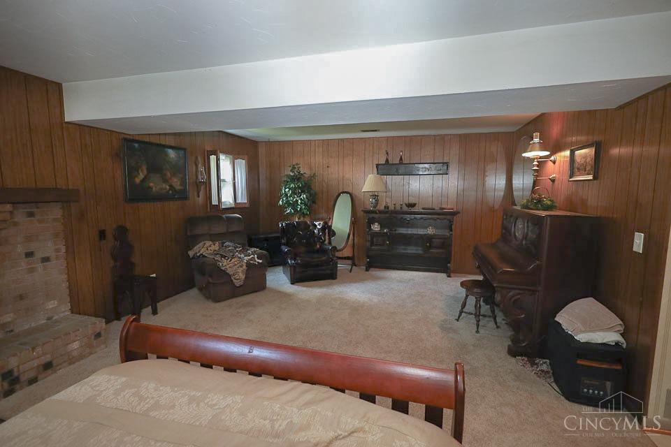 5644 Valley Forge Drive