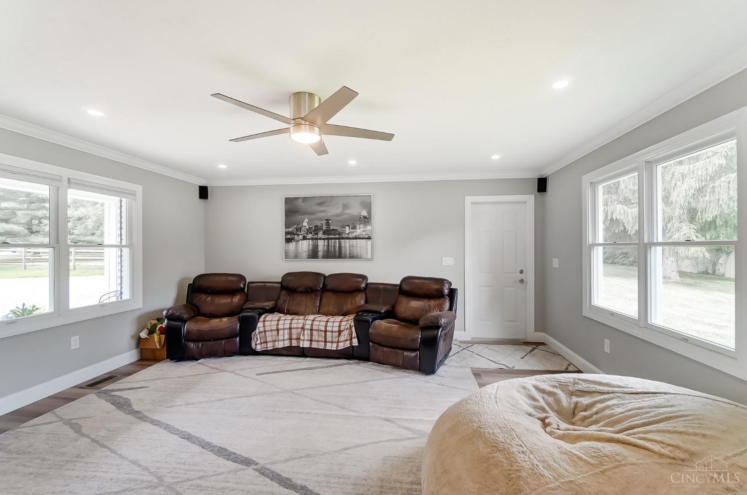 1016 Oakland Drive